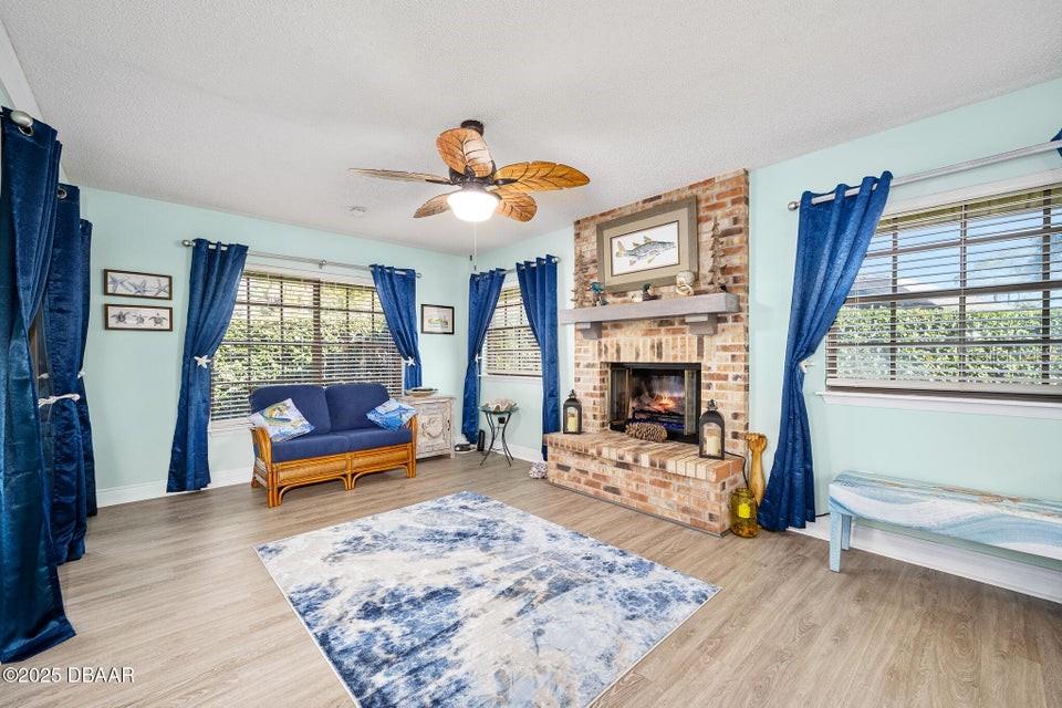 CROSSINGS - Residential