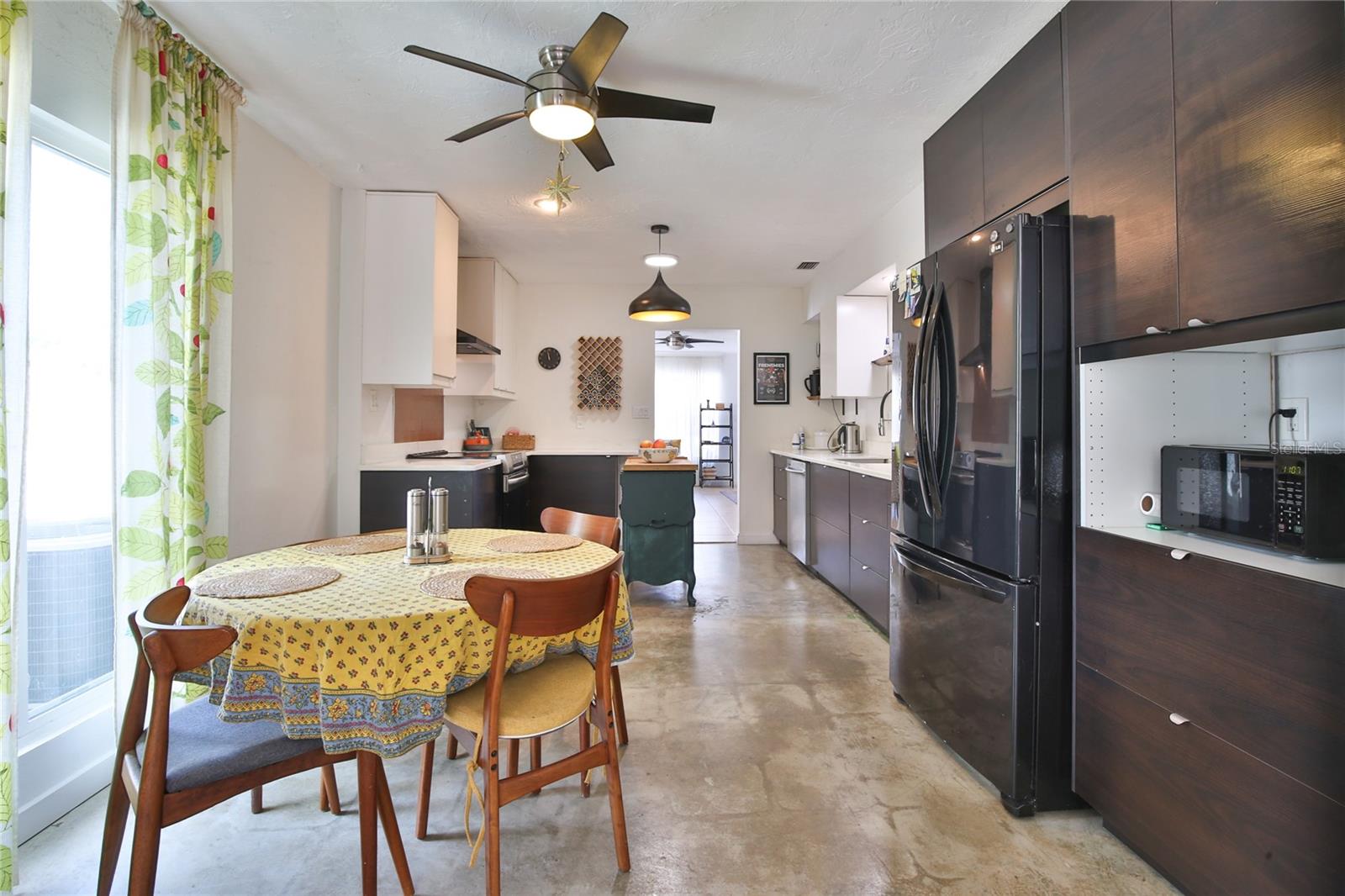 BROADWAY COURT OF INDIAN BEACH - Residential