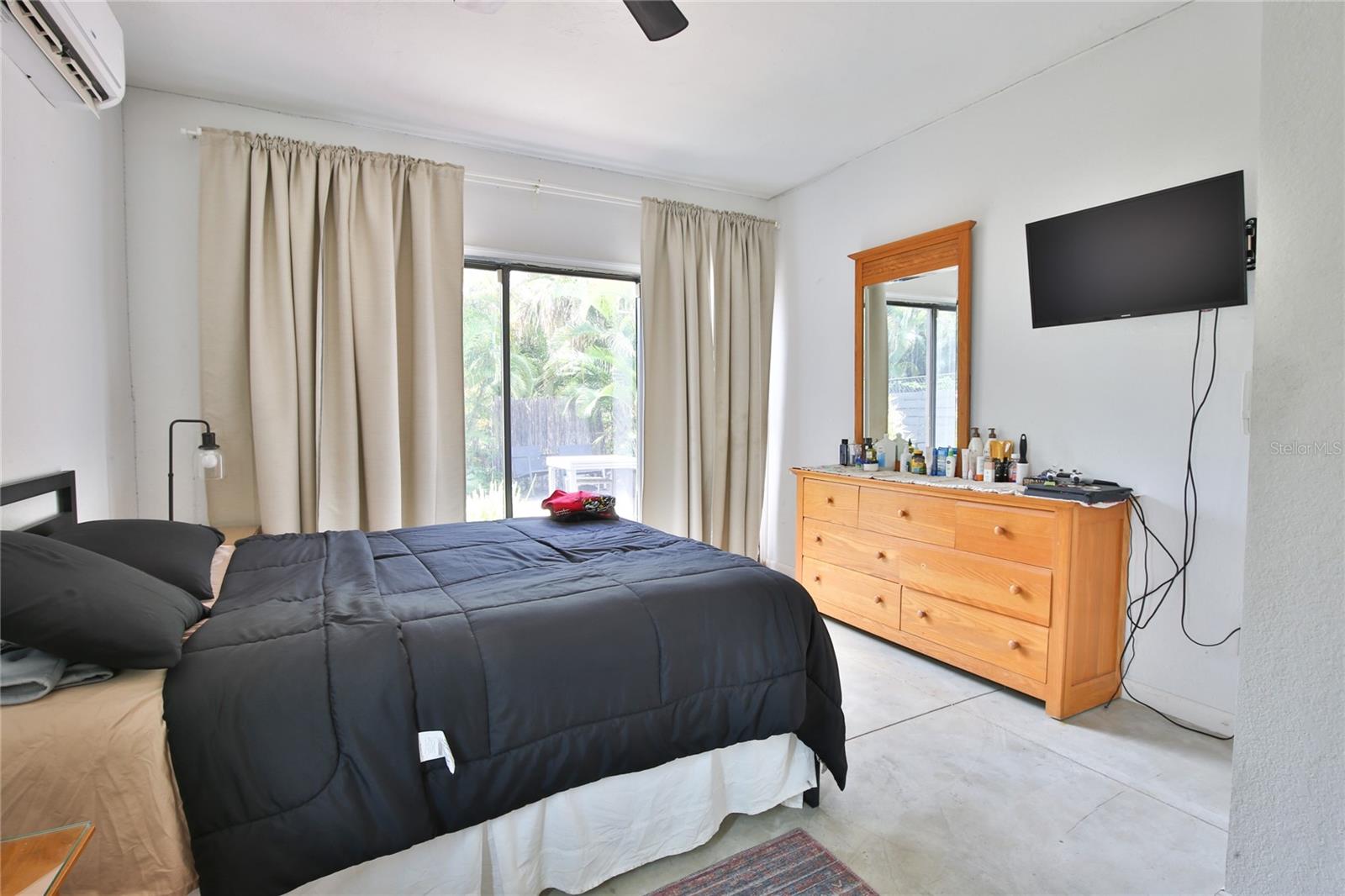 BROADWAY COURT OF INDIAN BEACH - Residential