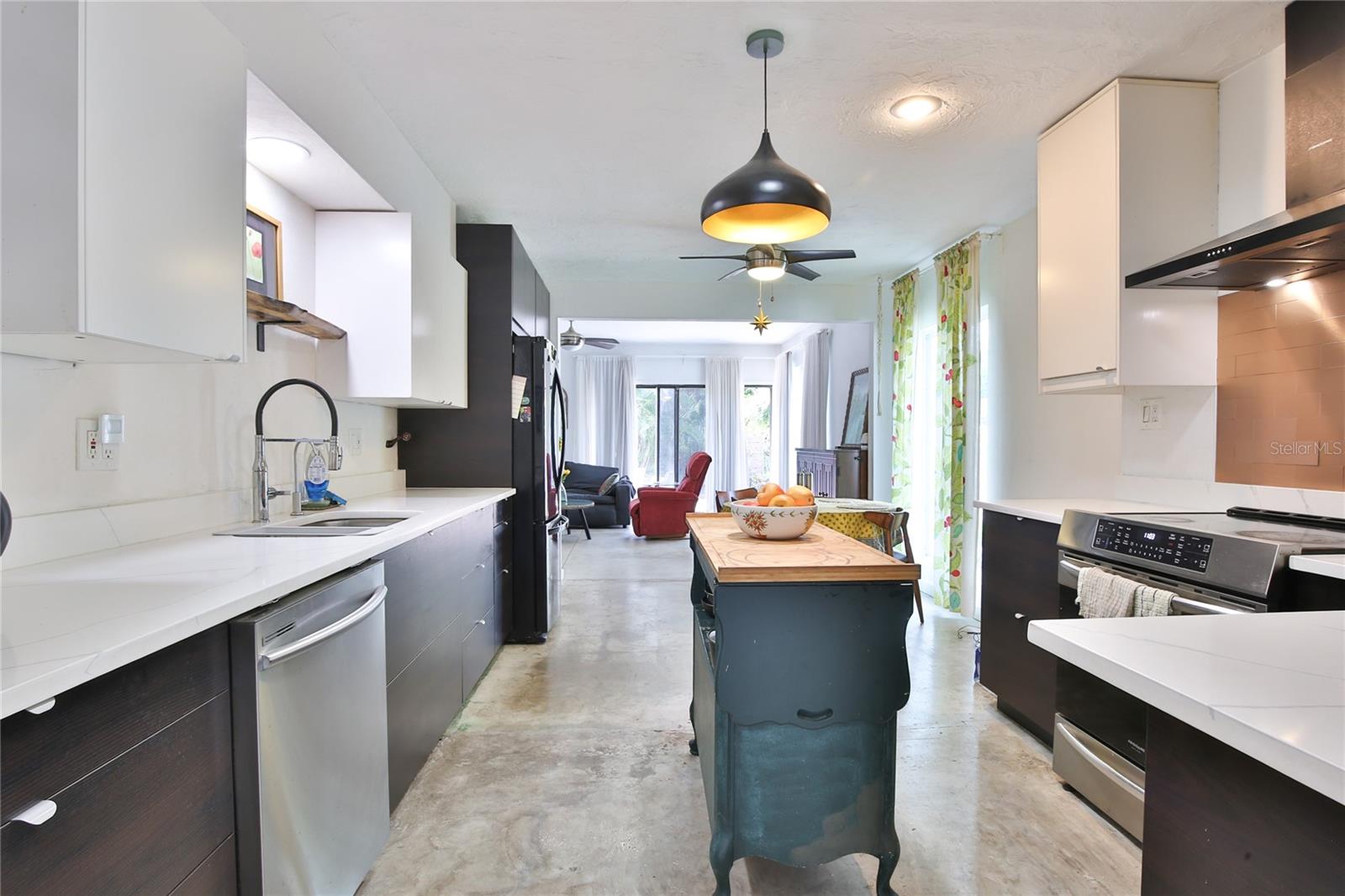 BROADWAY COURT OF INDIAN BEACH - Residential
