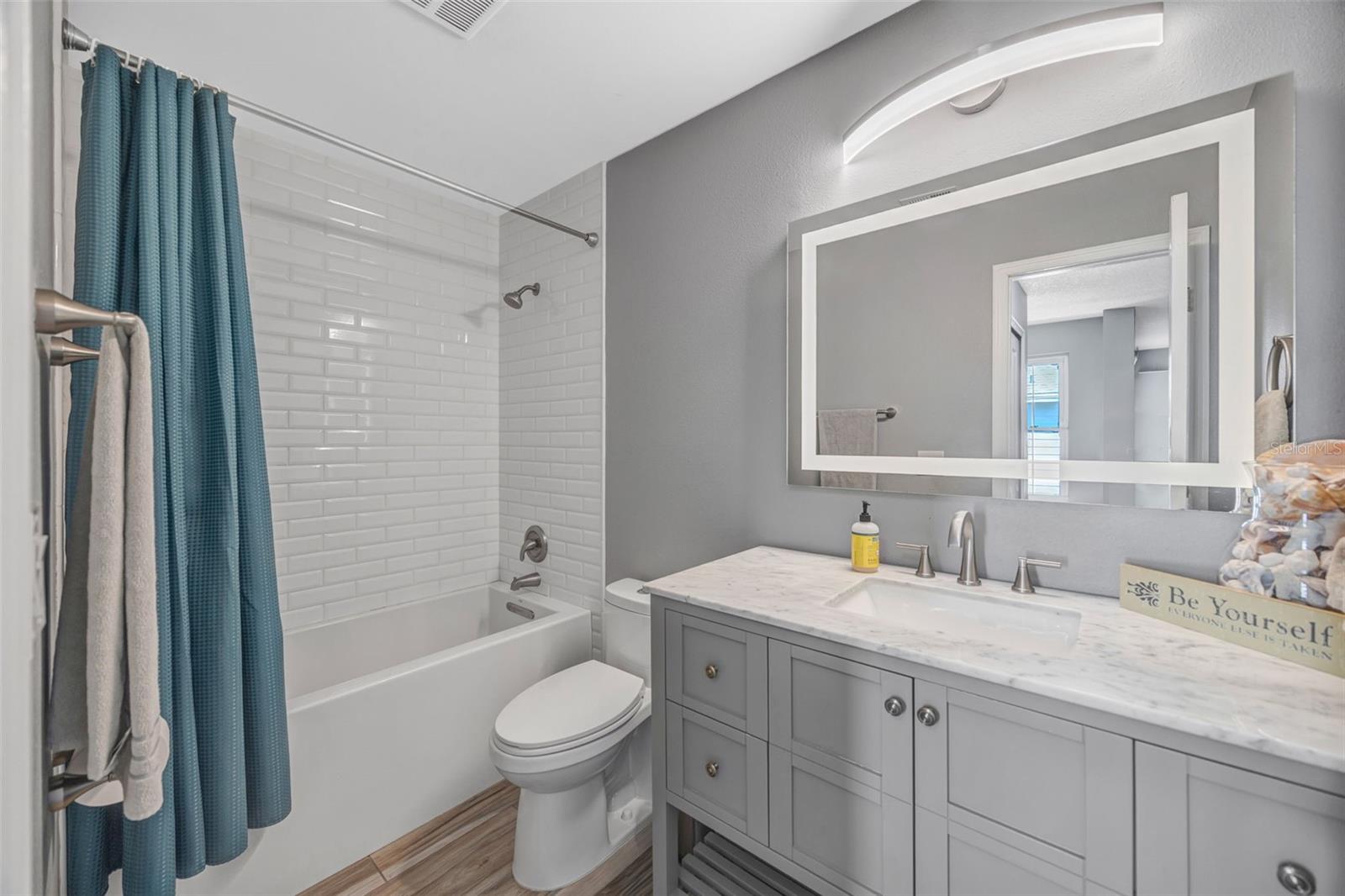 TAMPA PALMS AREA 2 UNIT 5B - Residential