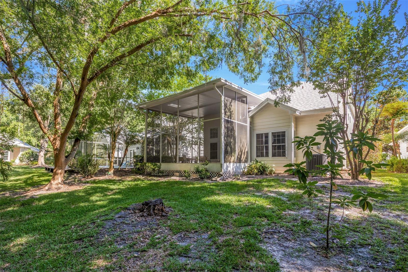 TAMPA PALMS AREA 2 UNIT 5B - Residential