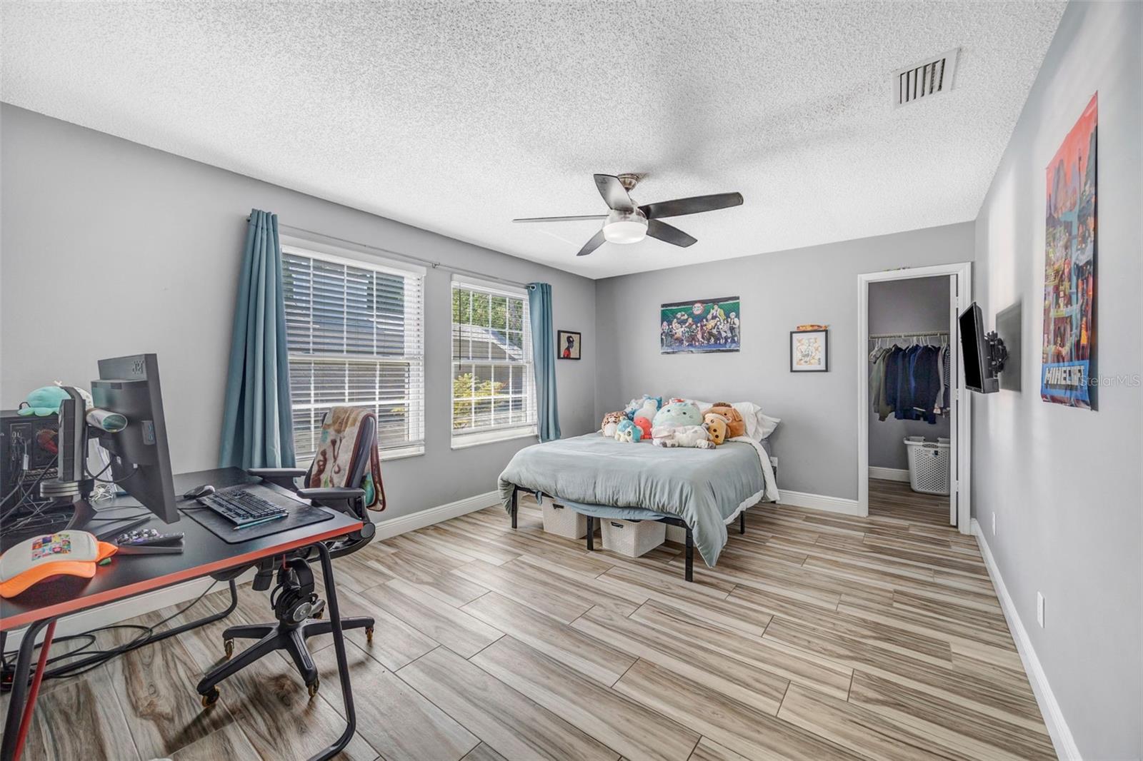 TAMPA PALMS AREA 2 UNIT 5B - Residential