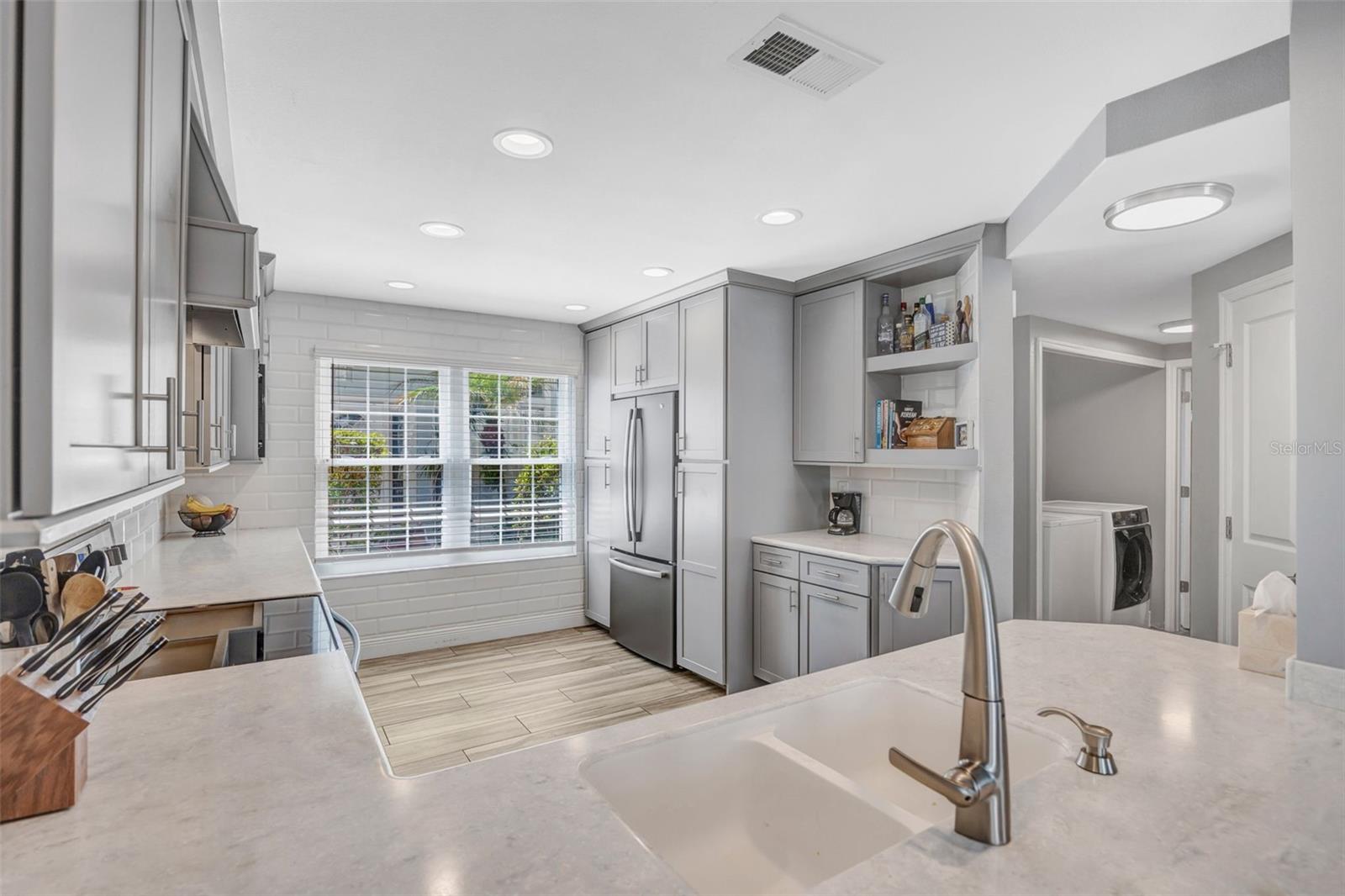TAMPA PALMS AREA 2 UNIT 5B - Residential
