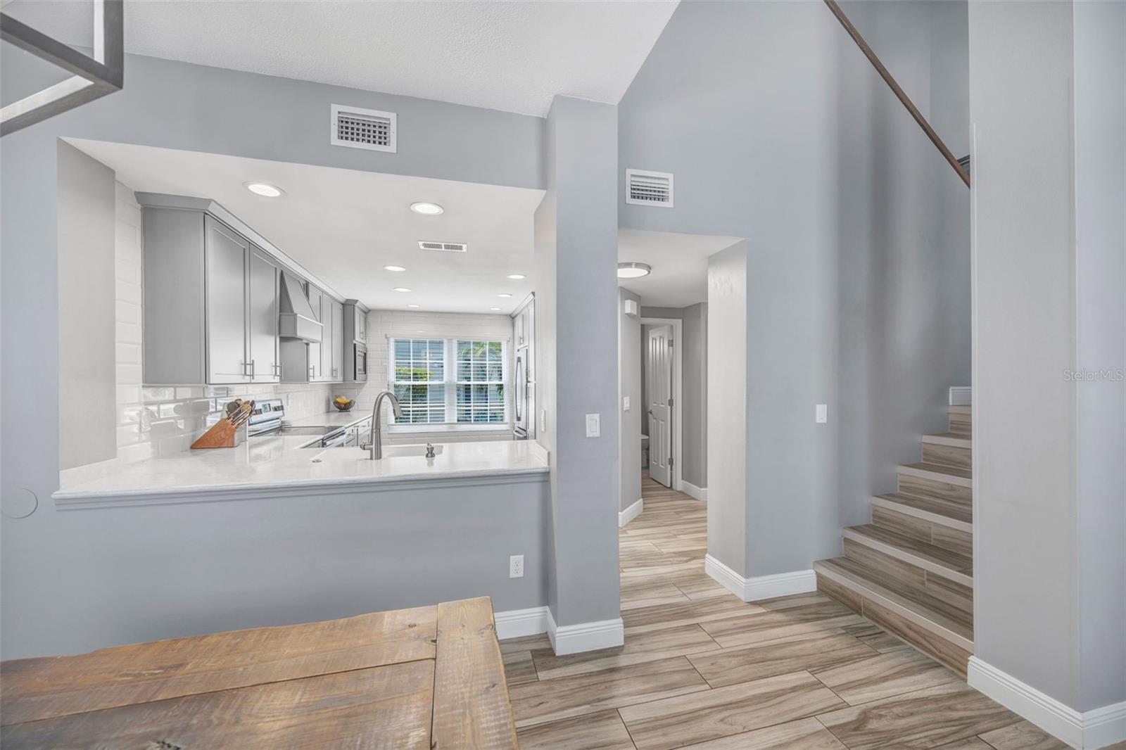TAMPA PALMS AREA 2 UNIT 5B - Residential