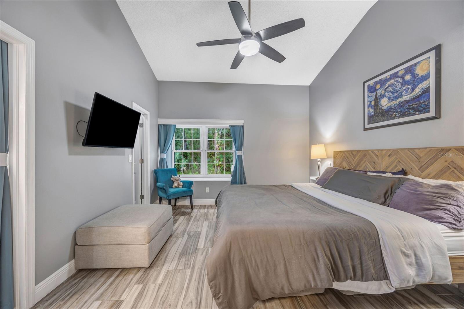 TAMPA PALMS AREA 2 UNIT 5B - Residential