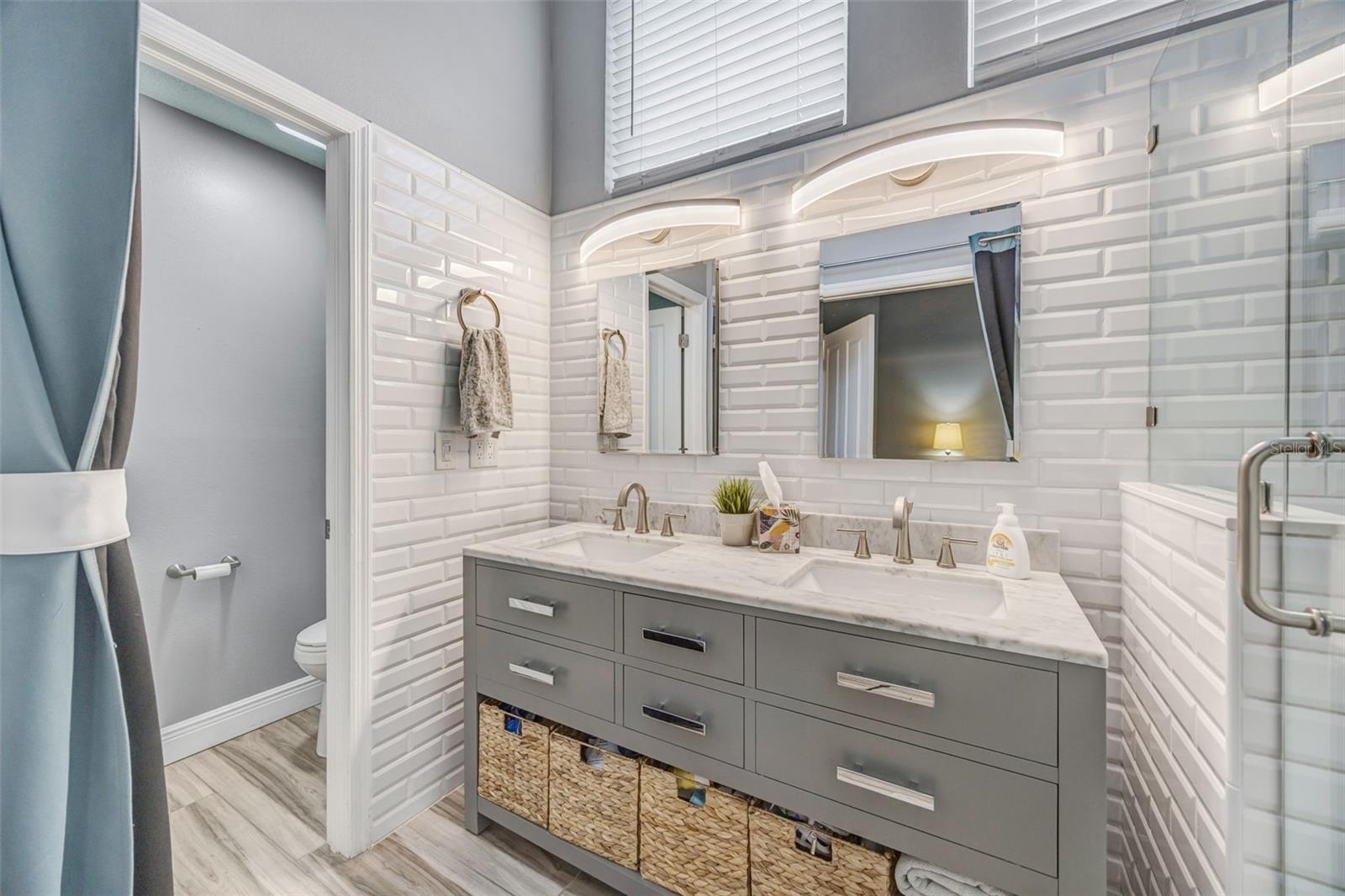 TAMPA PALMS AREA 2 UNIT 5B - Residential