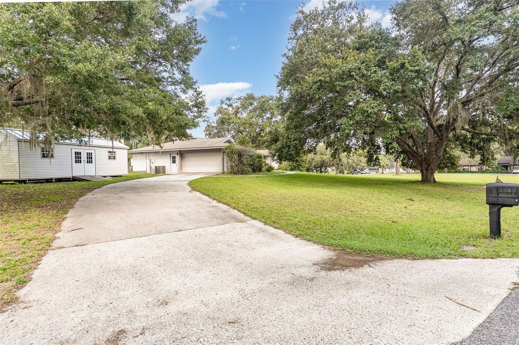 Photo of 3203 S Skyline Drive, Inverness, FL 34450 (MLS # TB8411890)