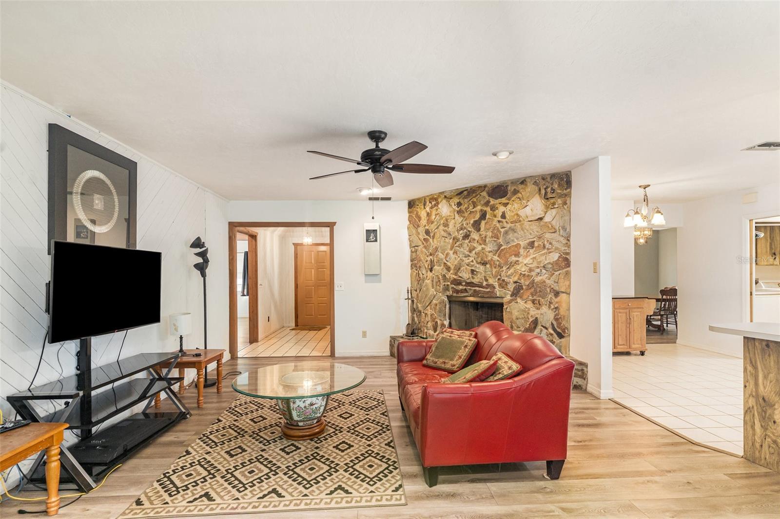 SEVEN LAKES PARK FIRST ADD - Residential
