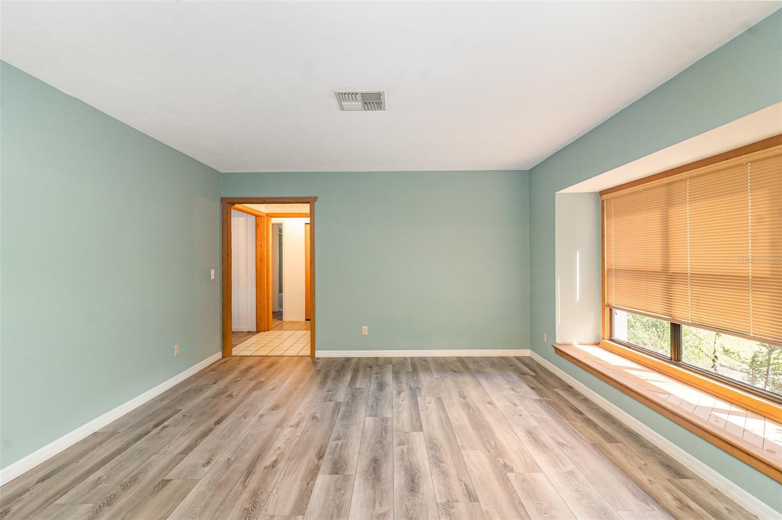 3203 S SKYLINE DRIVE