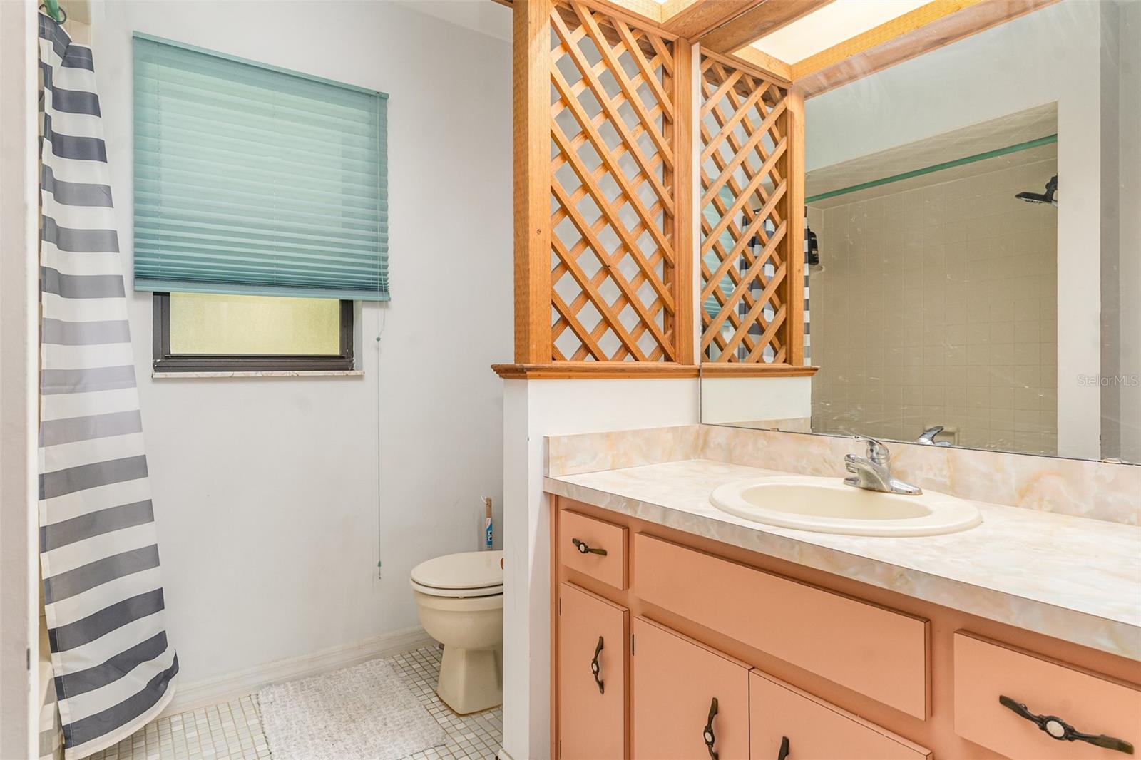 SEVEN LAKES PARK FIRST ADD - Residential