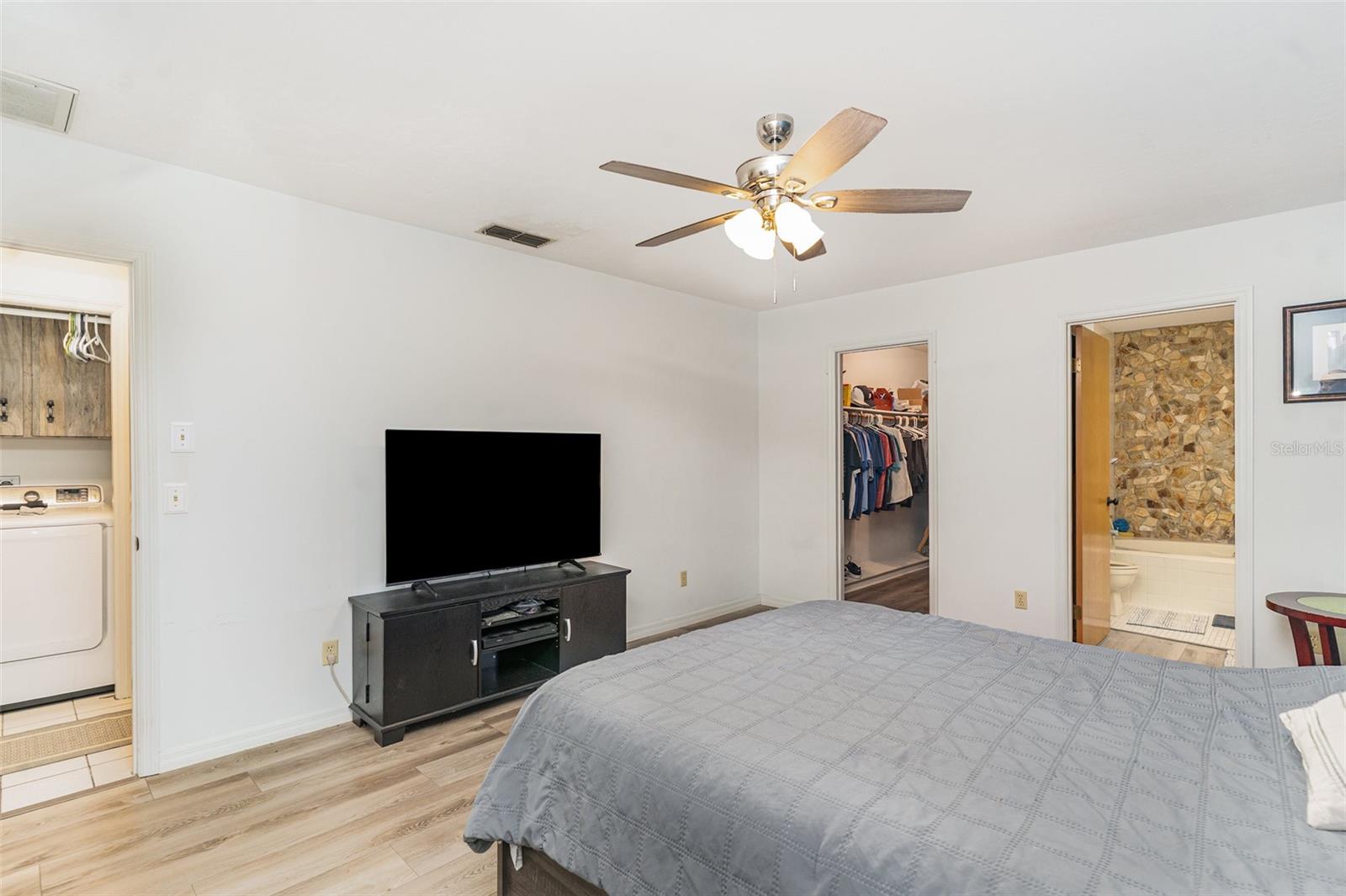 SEVEN LAKES PARK FIRST ADD - Residential