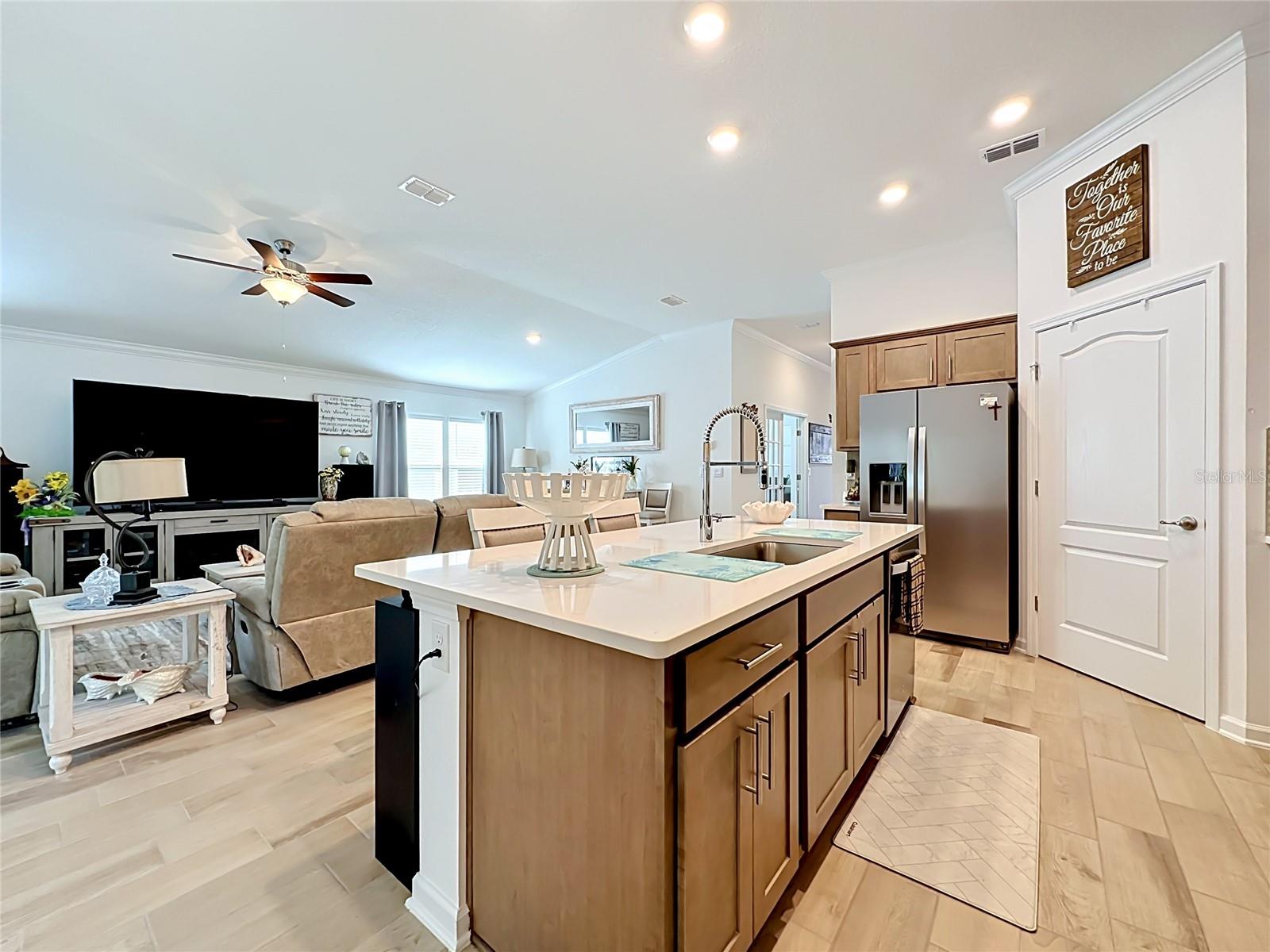 FREEDOM AT SAWMILL PHASE 7 A 42 PG 67 LOT 72 - Residential