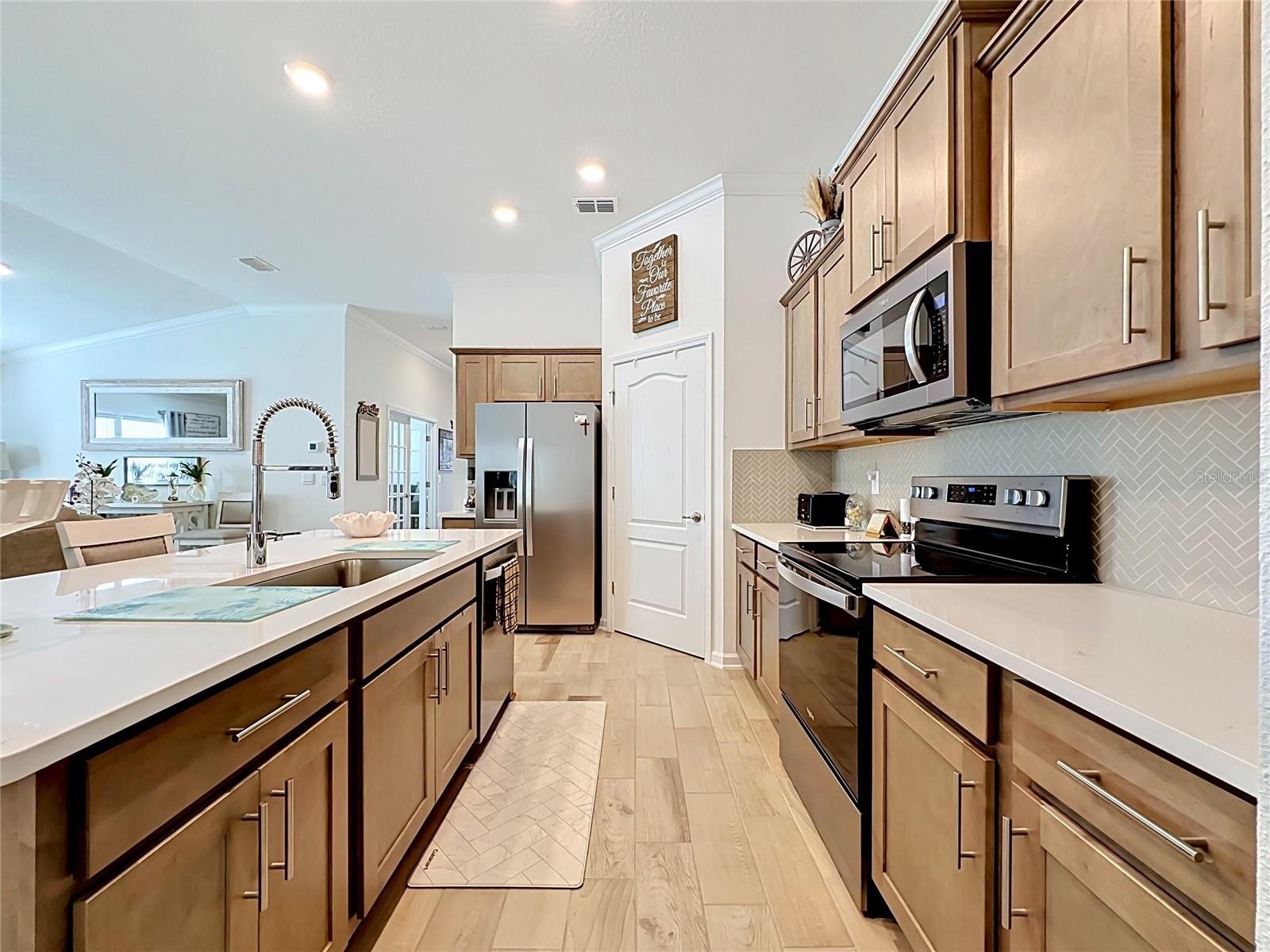 FREEDOM AT SAWMILL PHASE 7 A 42 PG 67 LOT 72 - Residential