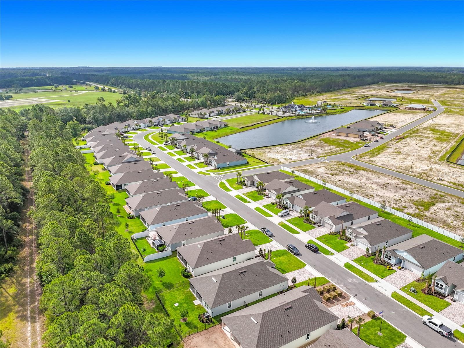 FREEDOM AT SAWMILL PHASE 7 A 42 PG 67 LOT 72 - Residential