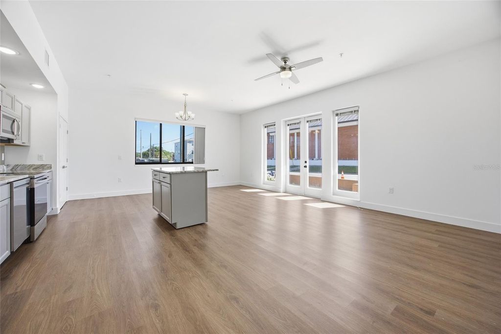 Photo of 100 N Dewey Street, Eustis, FL 32726 (MLS # O6396643)