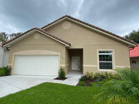 A home in WINTER SPRINGS