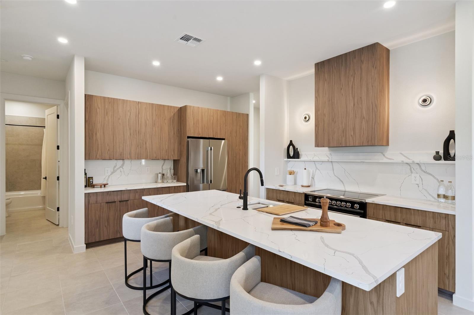 BOULEVARD OAKS OF LADY LAKE - Residential