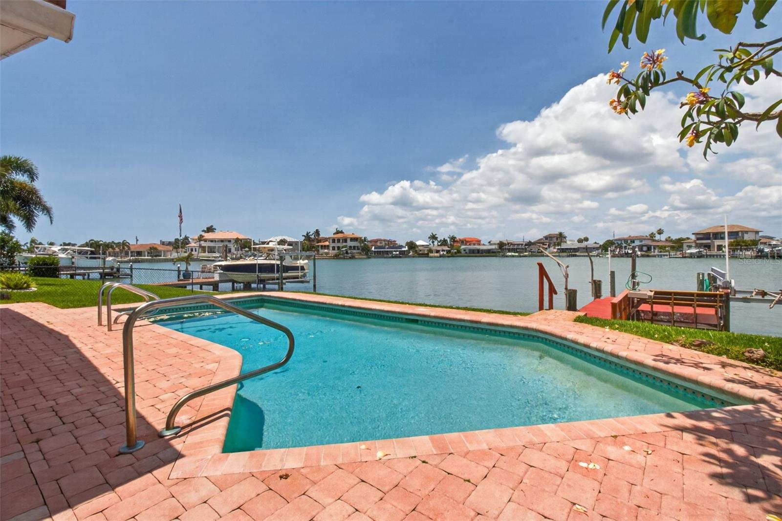 SOUTH CSWY ISLE YACHT CLUB 2ND ADD - Residential
