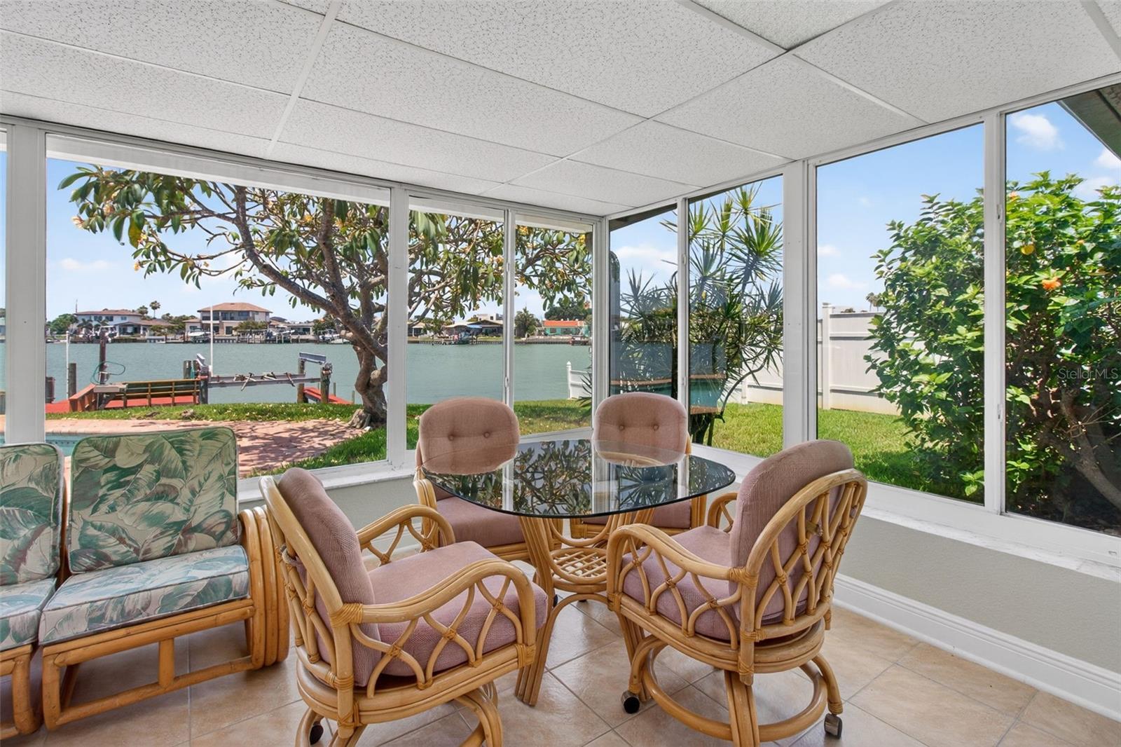SOUTH CSWY ISLE YACHT CLUB 2ND ADD - Residential