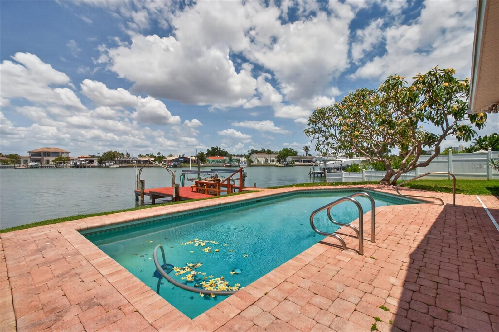 SOUTH CSWY ISLE YACHT CLUB 2ND ADD - Residential