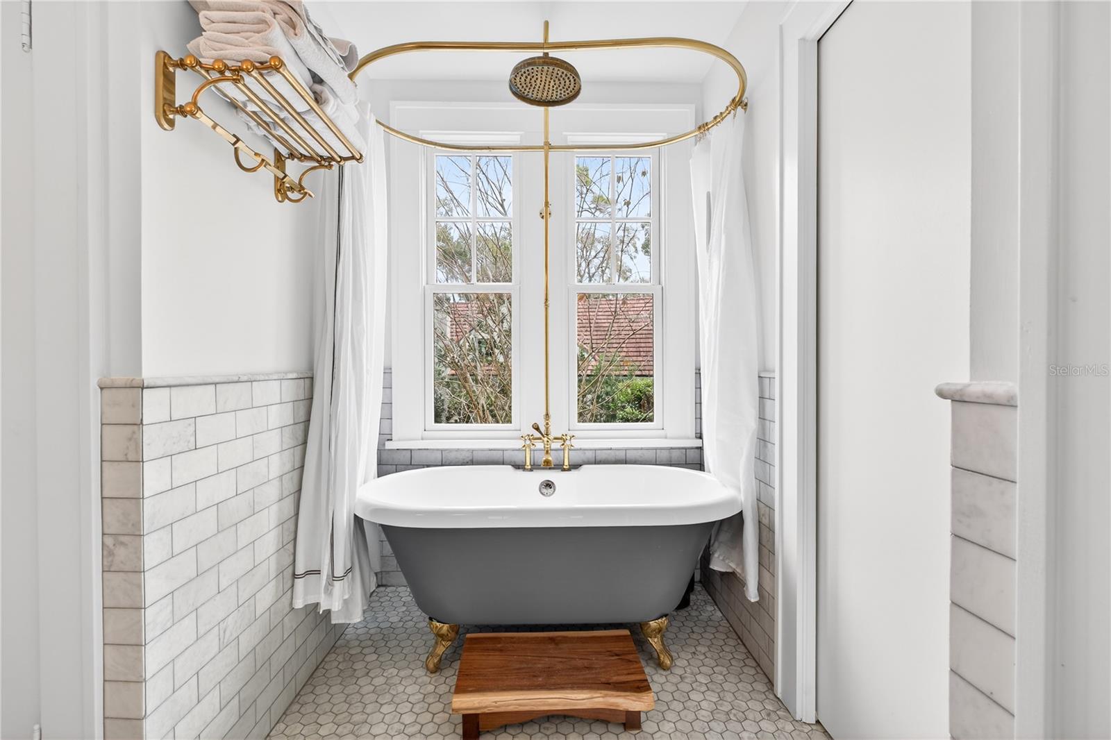 SPRING LAKE TERRACE - Residential