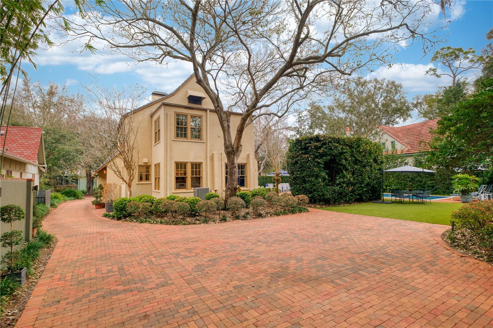 SPRING LAKE TERRACE - Residential