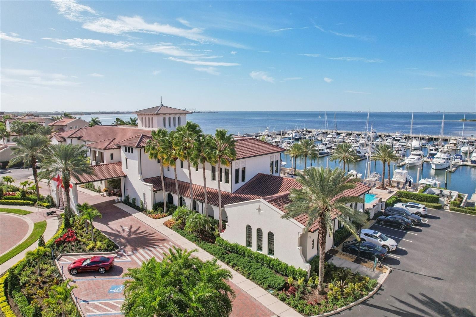 WESTSHORE YACHT CLUB TWNHMS - Residential