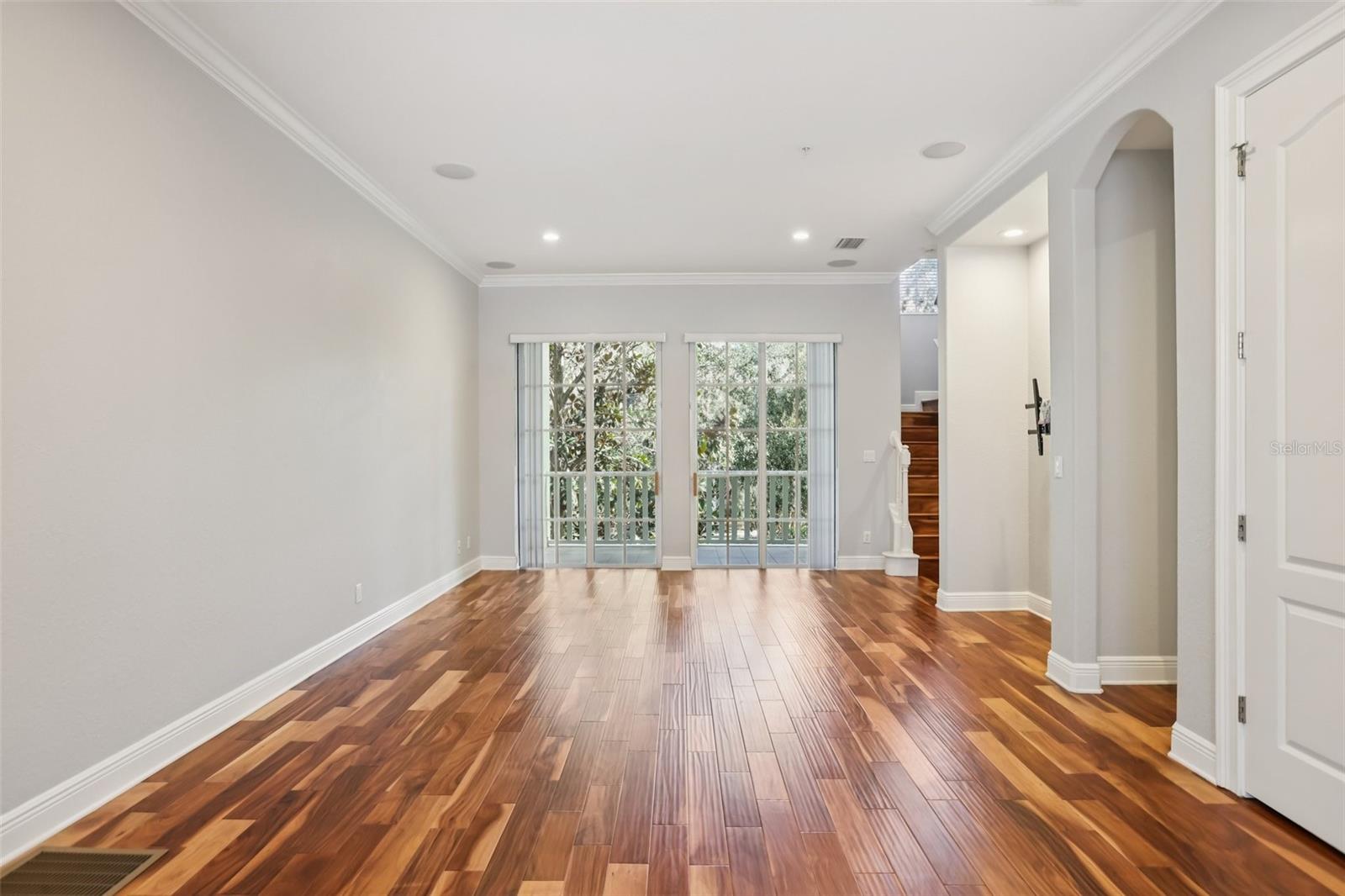 WESTSHORE YACHT CLUB TWNHMS - Residential