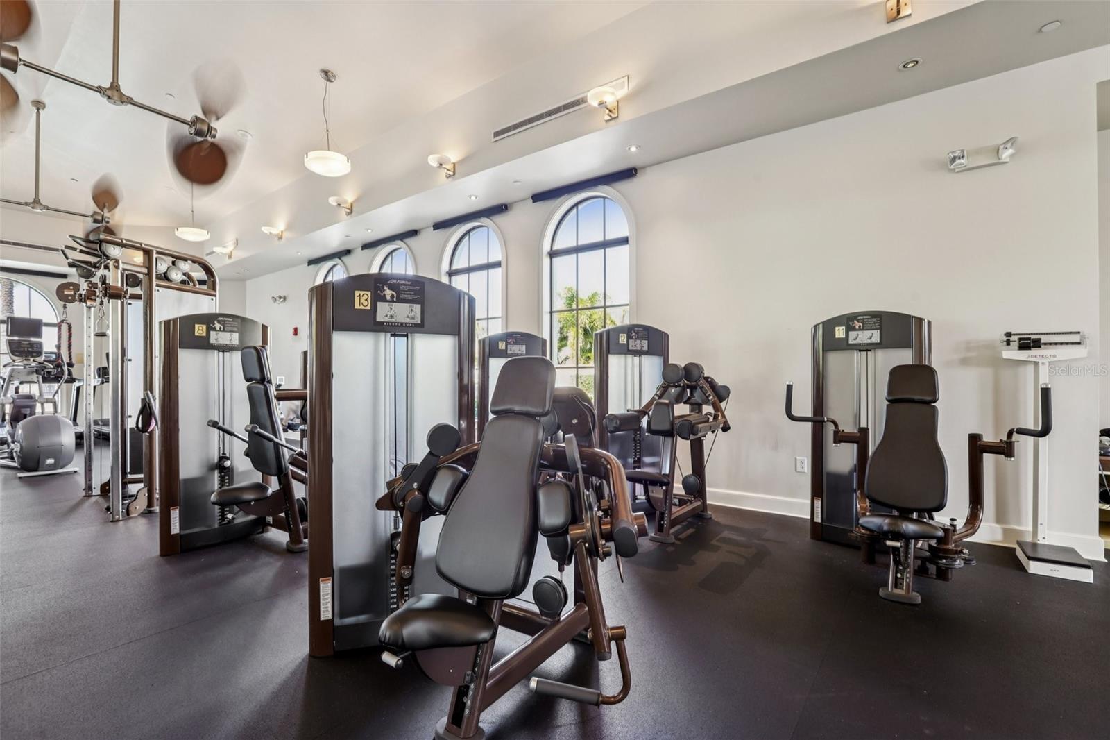 WESTSHORE YACHT CLUB TWNHMS - Residential