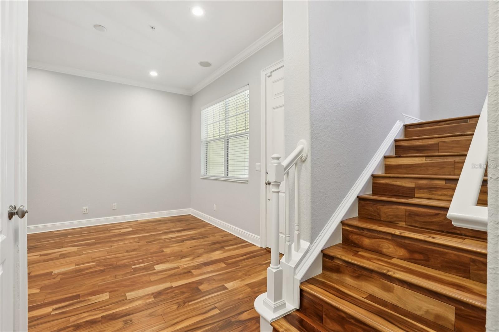 WESTSHORE YACHT CLUB TWNHMS - Residential