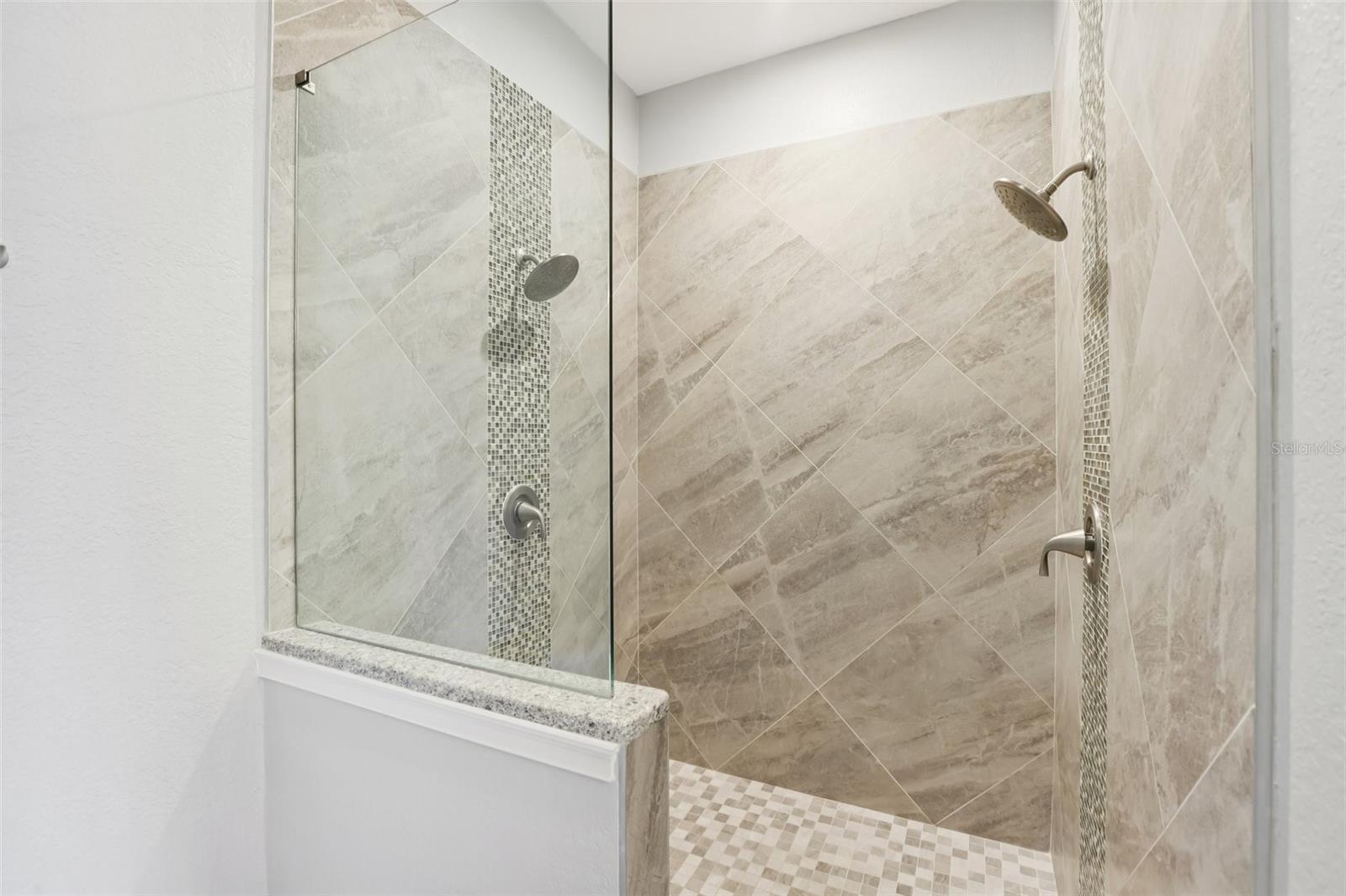 WESTSHORE YACHT CLUB TWNHMS - Residential