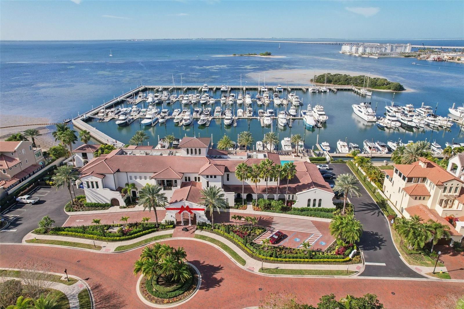 WESTSHORE YACHT CLUB TWNHMS - Residential