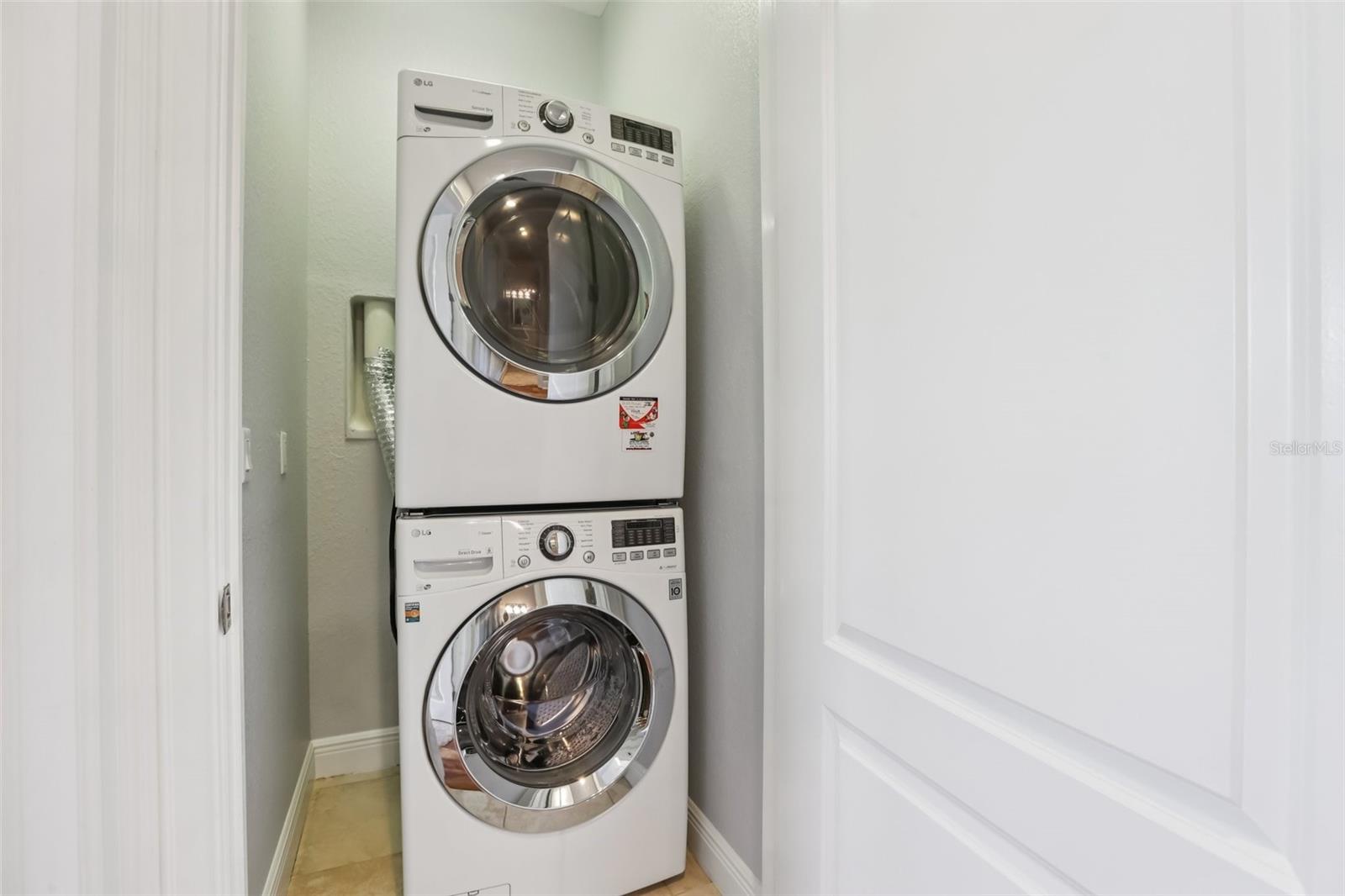 WESTSHORE YACHT CLUB TWNHMS - Residential