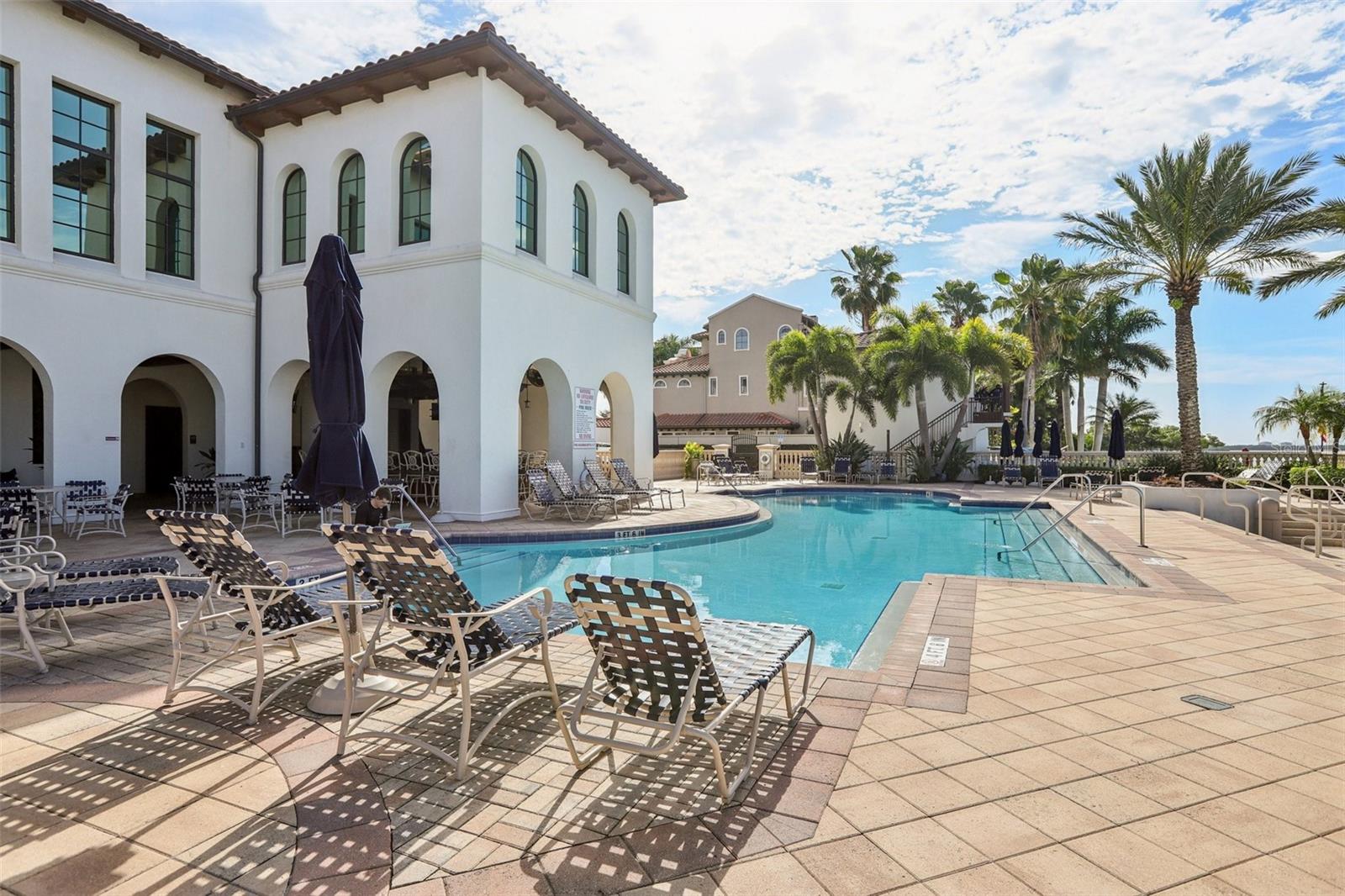 WESTSHORE YACHT CLUB TWNHMS - Residential