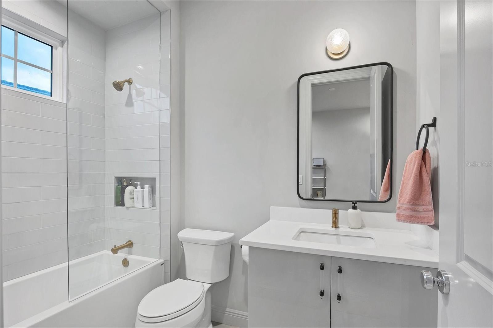 COUNTRY CLUB EAST AT LAKEWD RNCH YY1-4 - Residential
