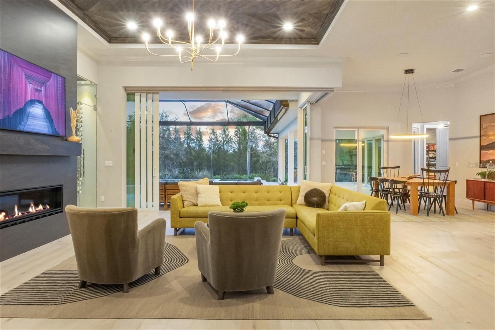 COUNTRY CLUB EAST AT LAKEWD RNCH YY1-4 - Residential