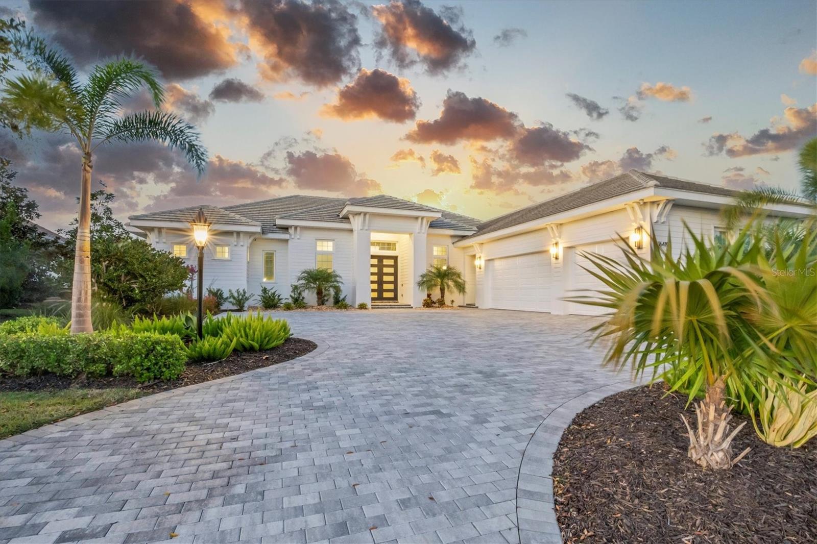 COUNTRY CLUB EAST AT LAKEWD RNCH YY1-4 - Residential