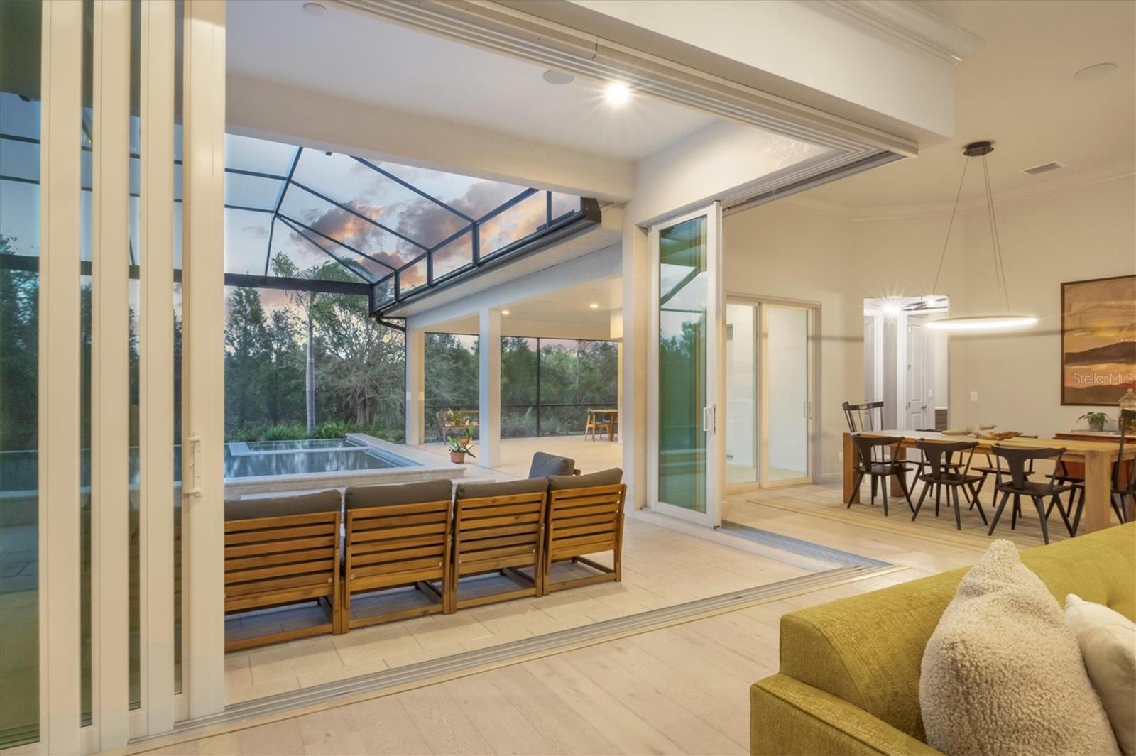 COUNTRY CLUB EAST AT LAKEWD RNCH YY1-4 - Residential