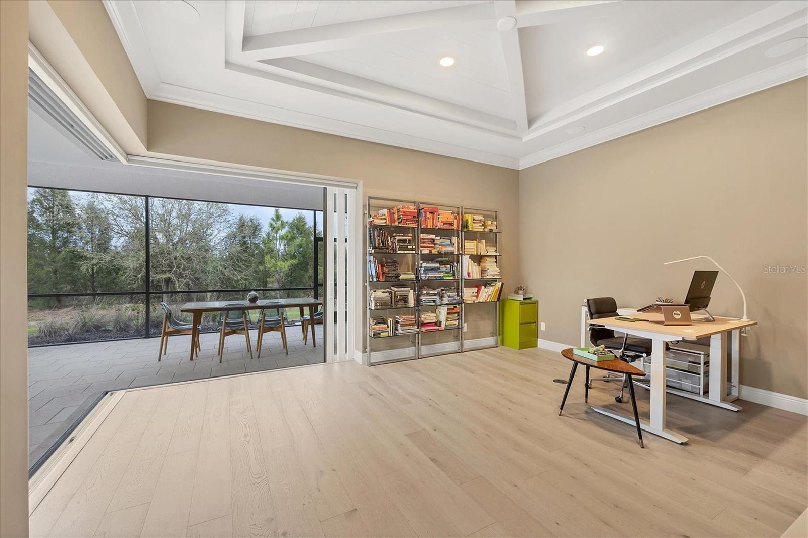 COUNTRY CLUB EAST AT LAKEWD RNCH YY1-4 - Residential
