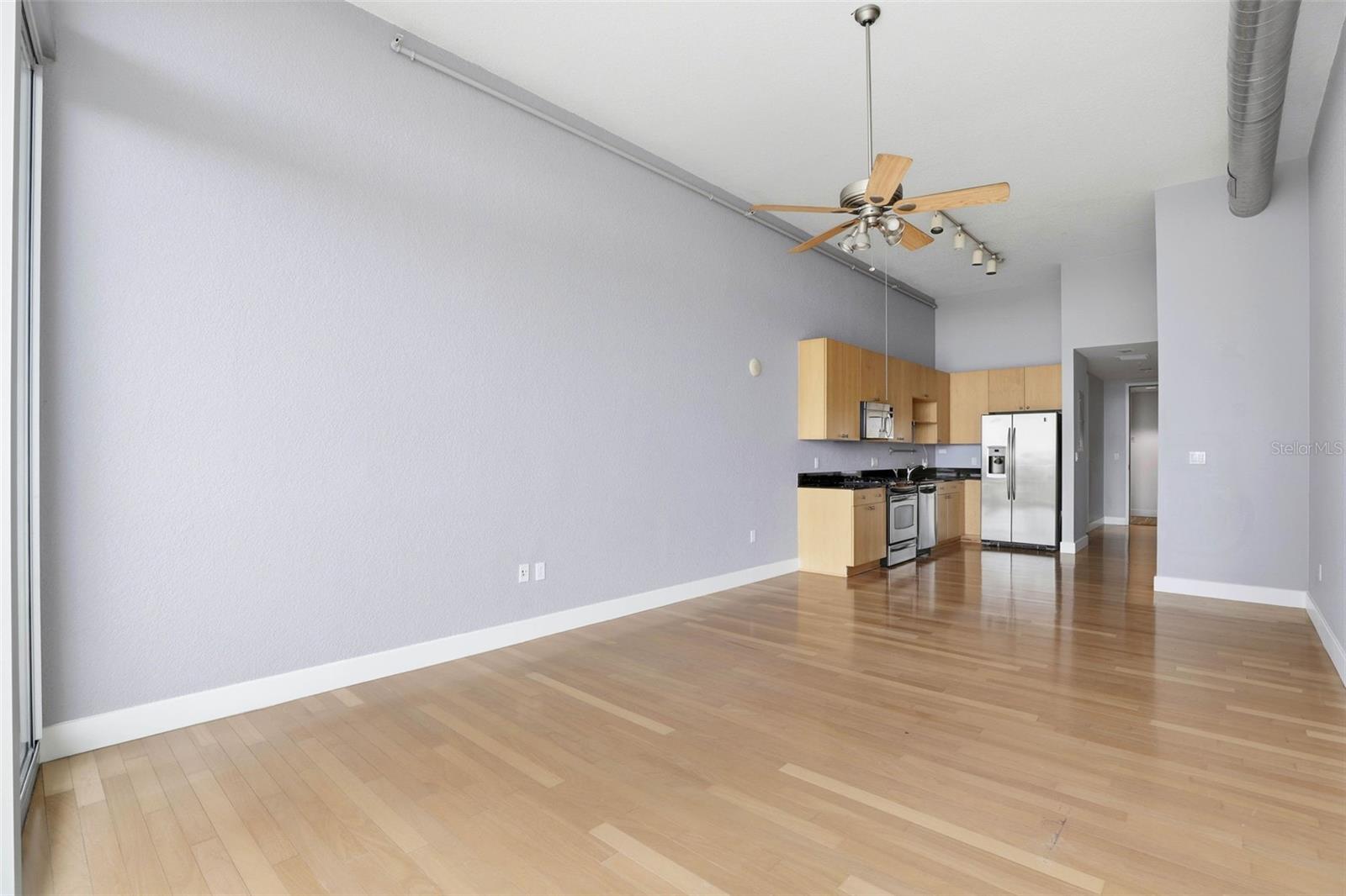 VUE/LK EOLA - Residential Lease