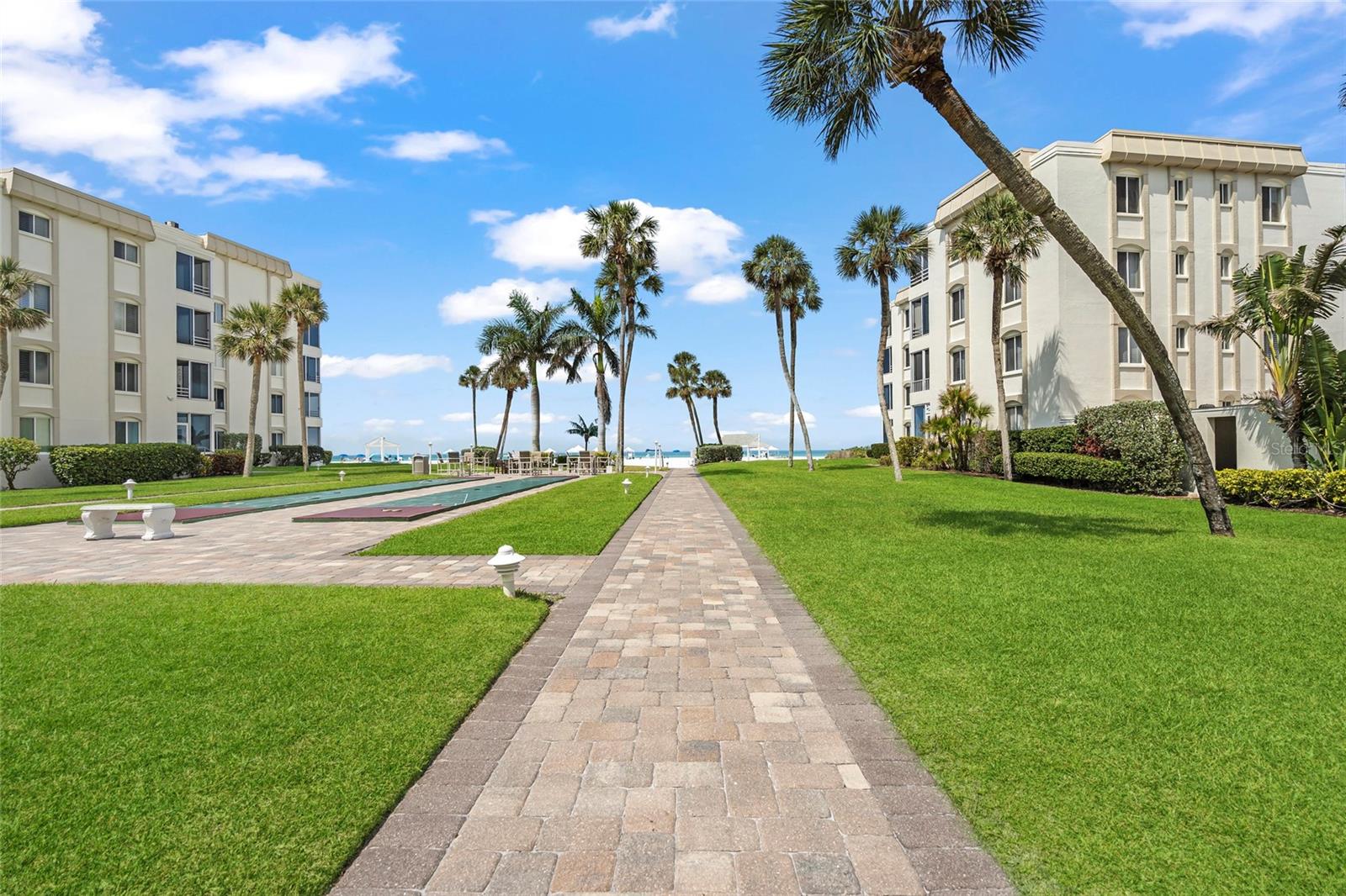 ISLAND HOUSE - Residential