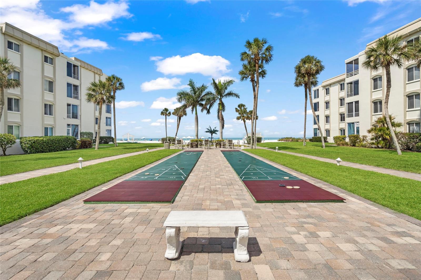 ISLAND HOUSE - Residential