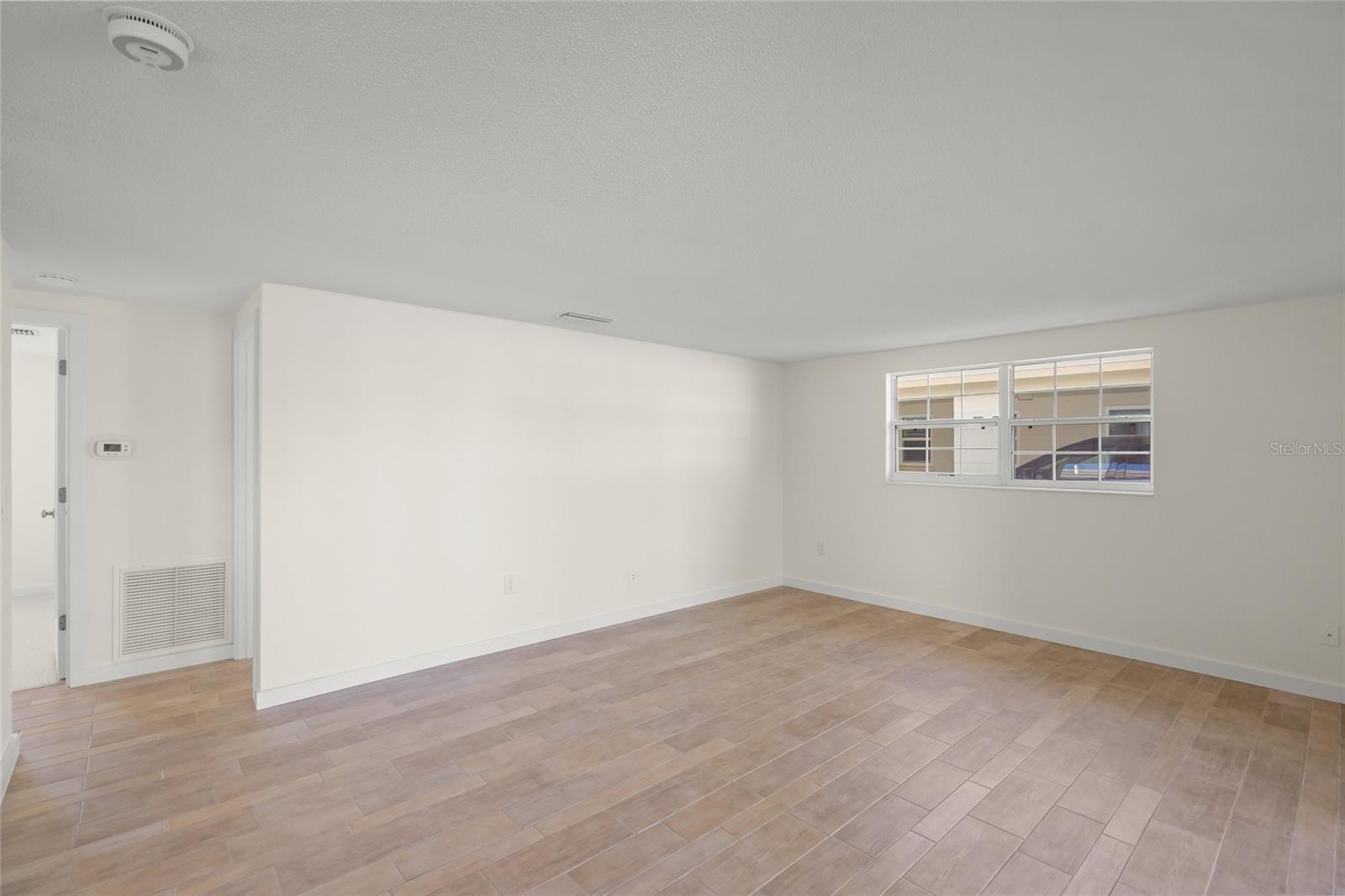 ISLAND HOUSE - Residential