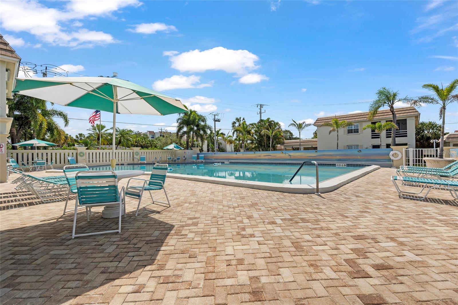 ISLAND HOUSE - Residential