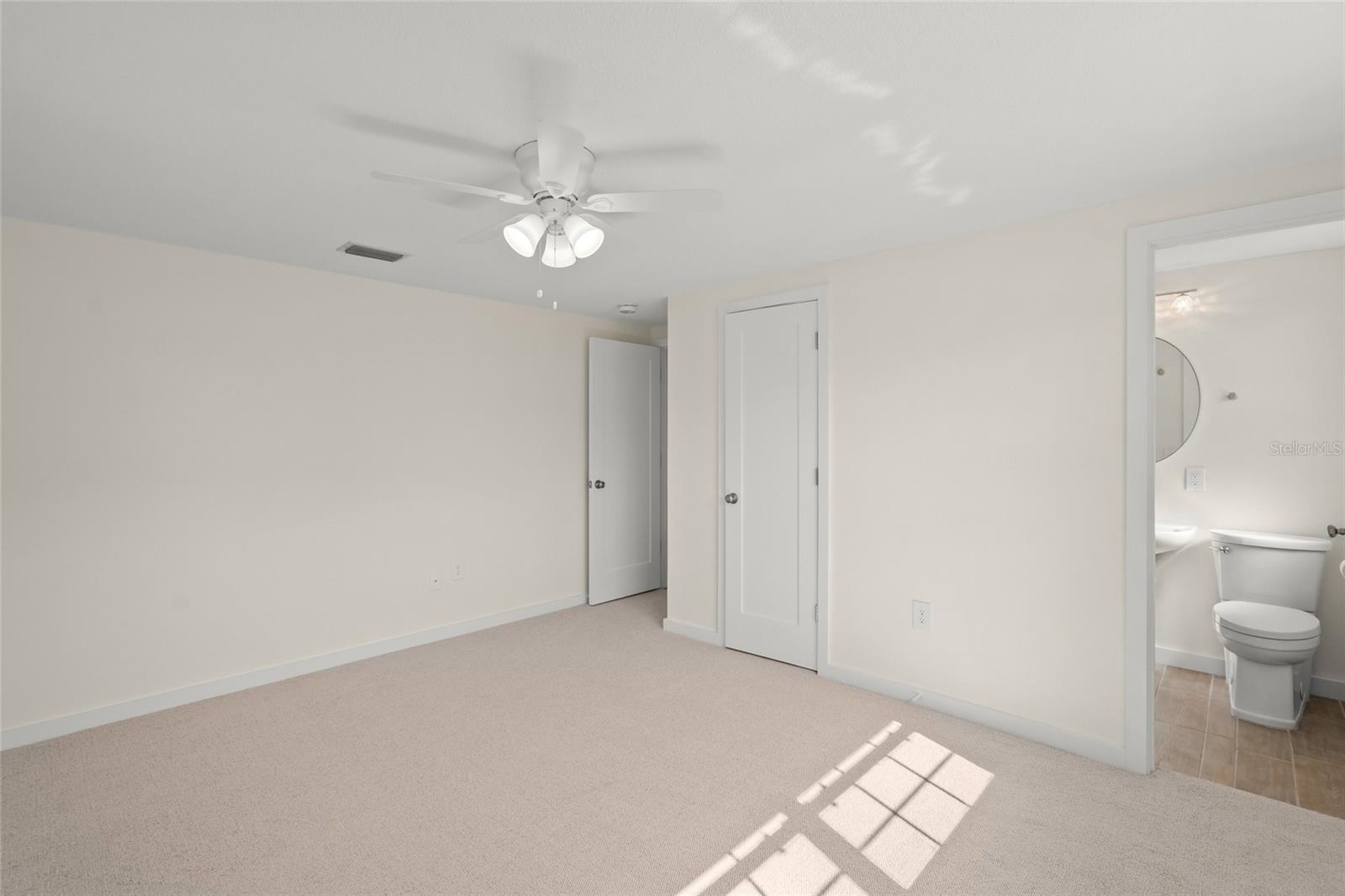 ISLAND HOUSE - Residential