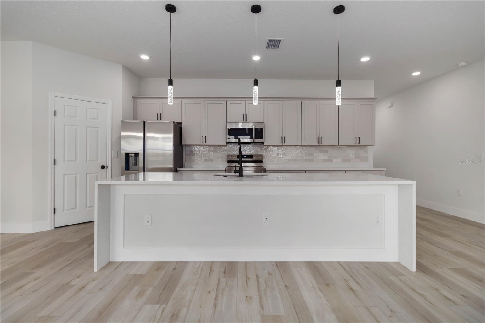 PORT MALABAR UNIT 15 - Residential