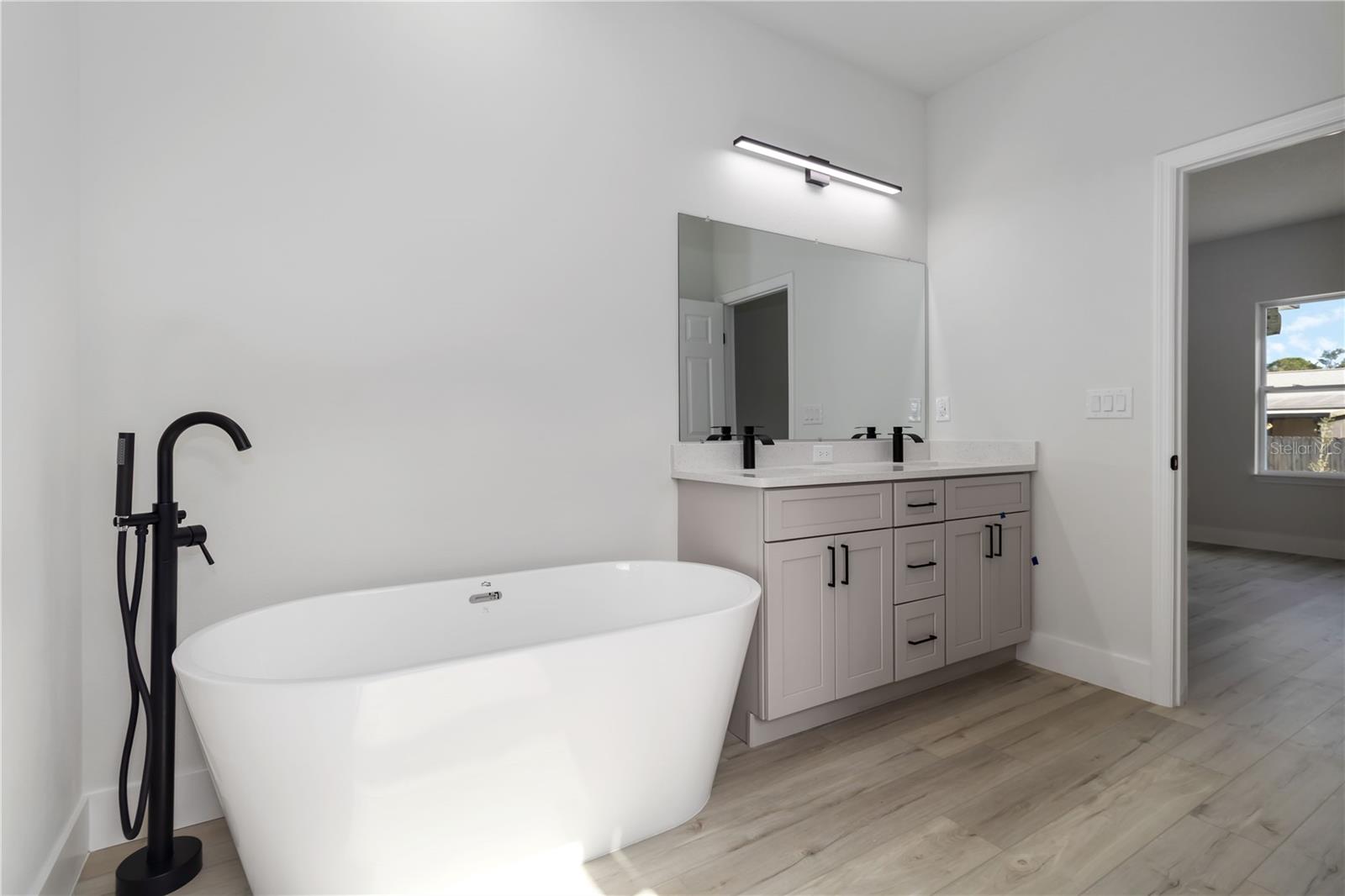 PORT MALABAR UNIT 15 - Residential