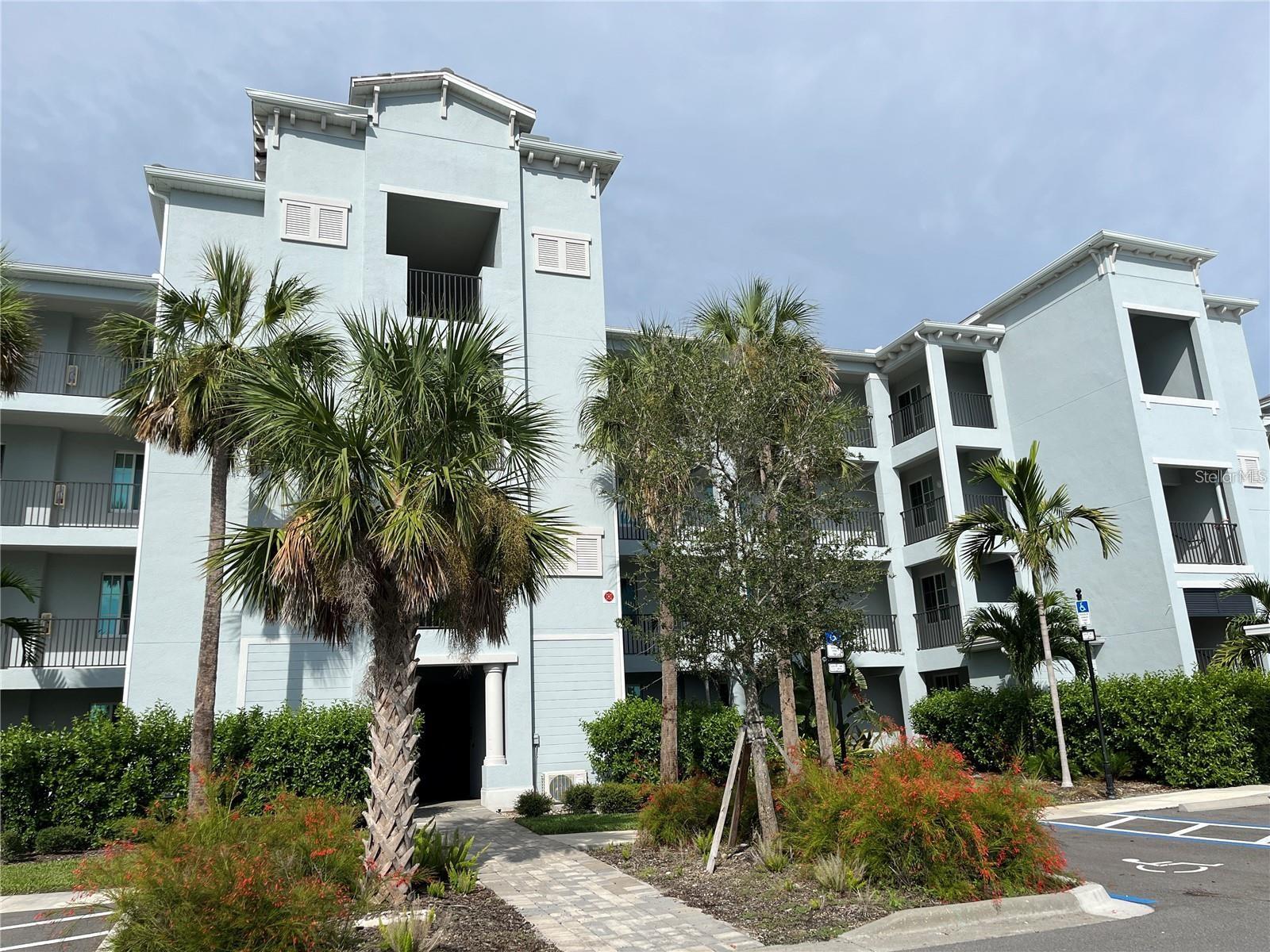 Seasonal or short-term rental available starting 11/1/2025 INCLUDES GOLF • Second-floor villa, 1194 square feet • Two bedrooms and two bathrooms • Open kitchen, living room, and dining area • Rear screened lanai overlooking green area/pond • One-car covered carport (reserved spot) • Pool, clubhouse, and golf course access require an additional transfer fee.