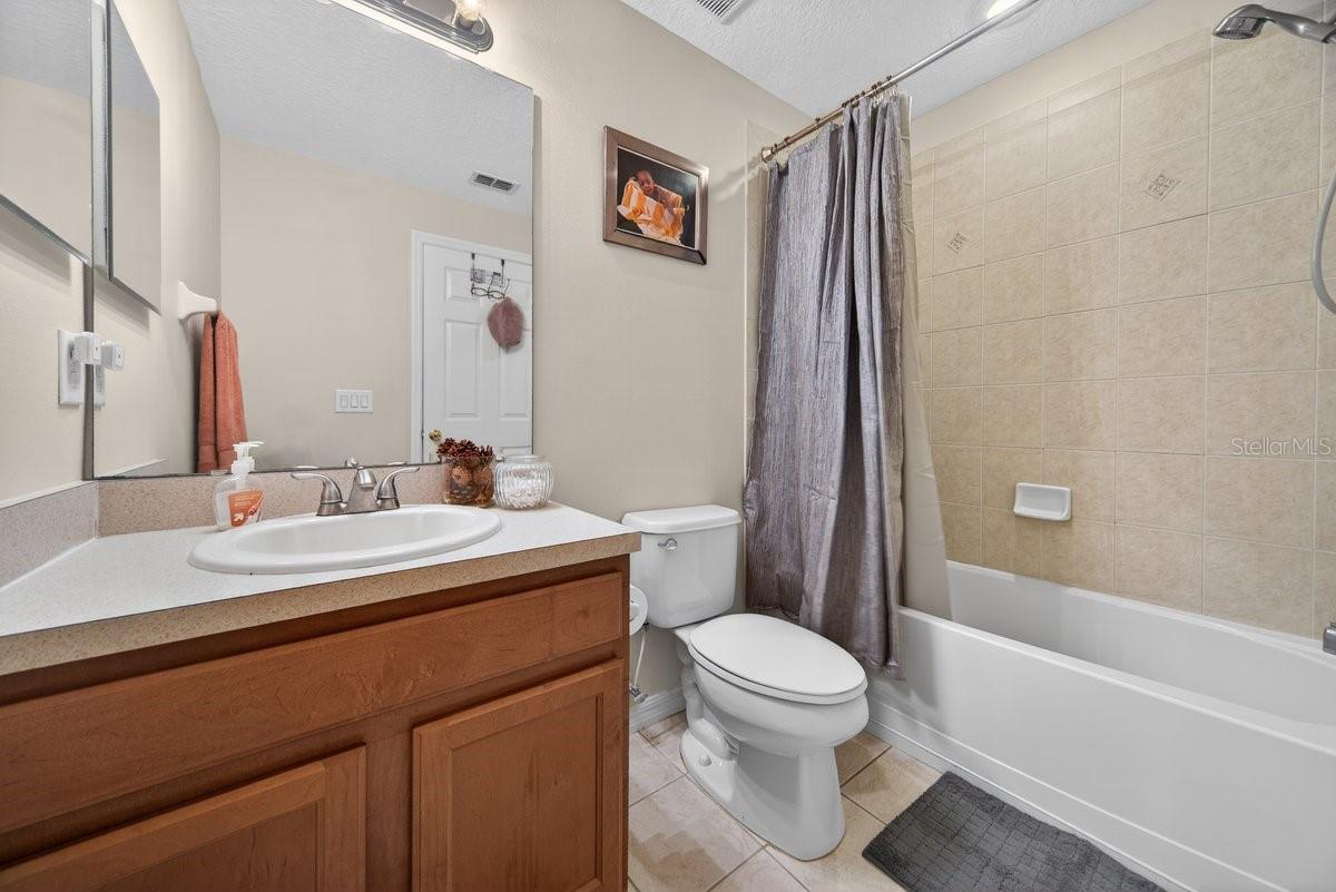 HARBOR WINDS - Residential